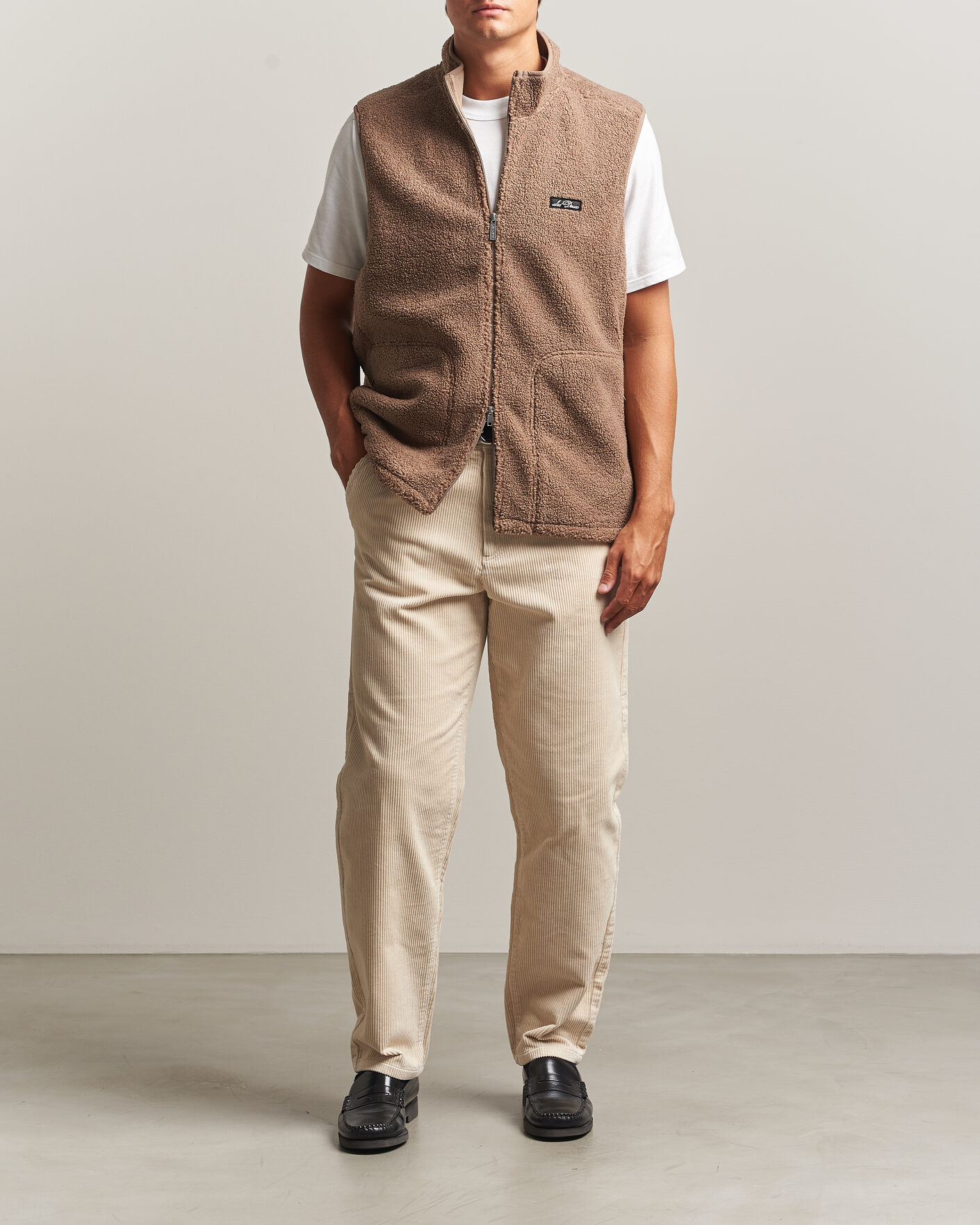 Homme | Gilets | LES DEUX | Patch Teddy Vest Caribou