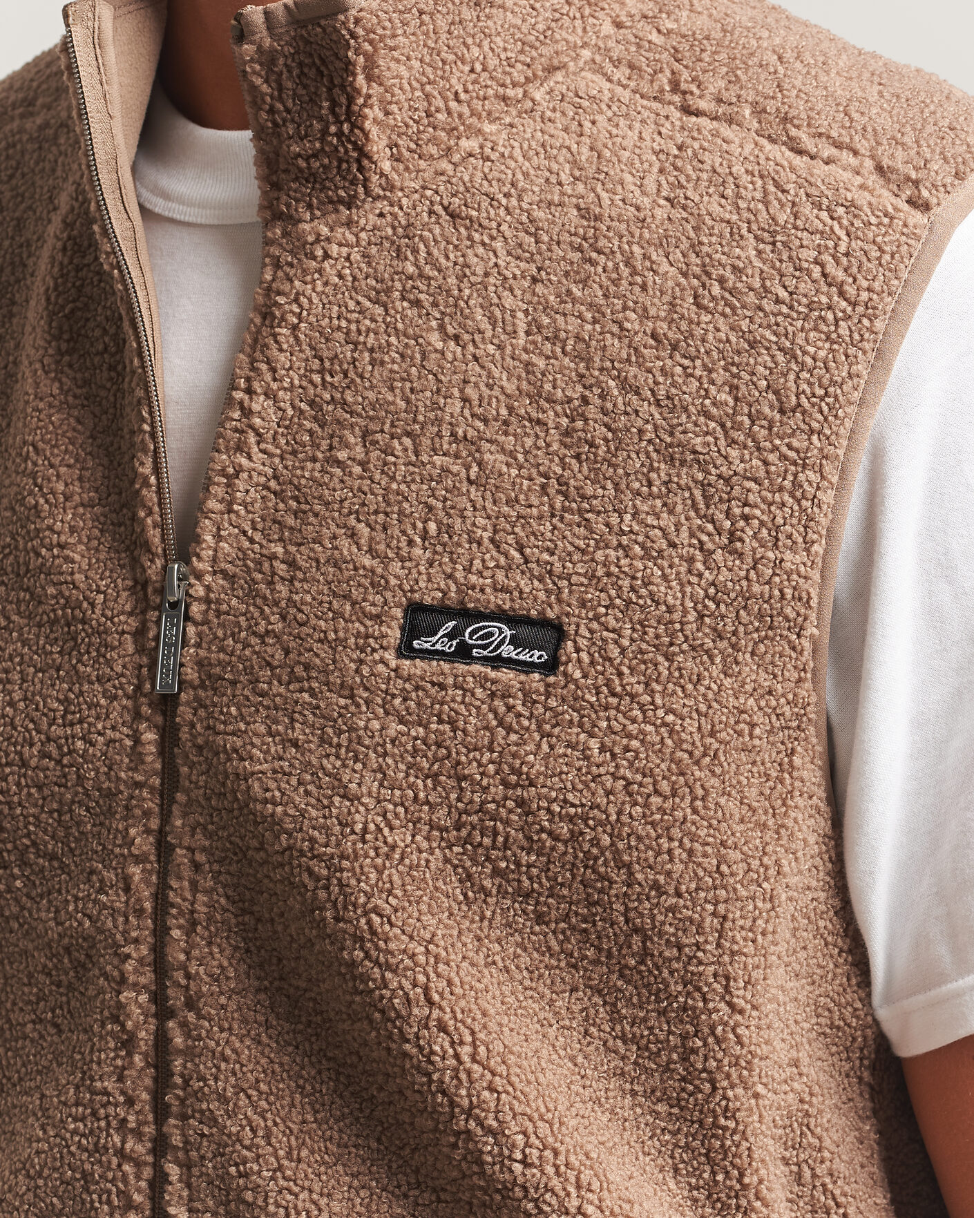 Homme | Gilets | LES DEUX | Patch Teddy Vest Caribou