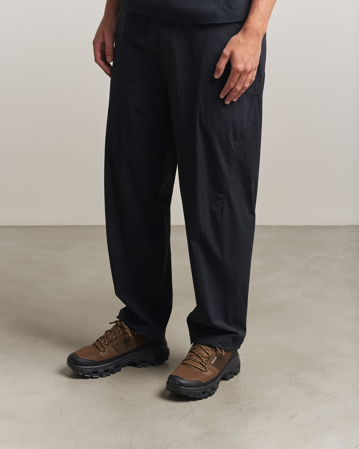 Homme | Chaussures de trail | On | Cloudrock Low Waterproof Earth/Black