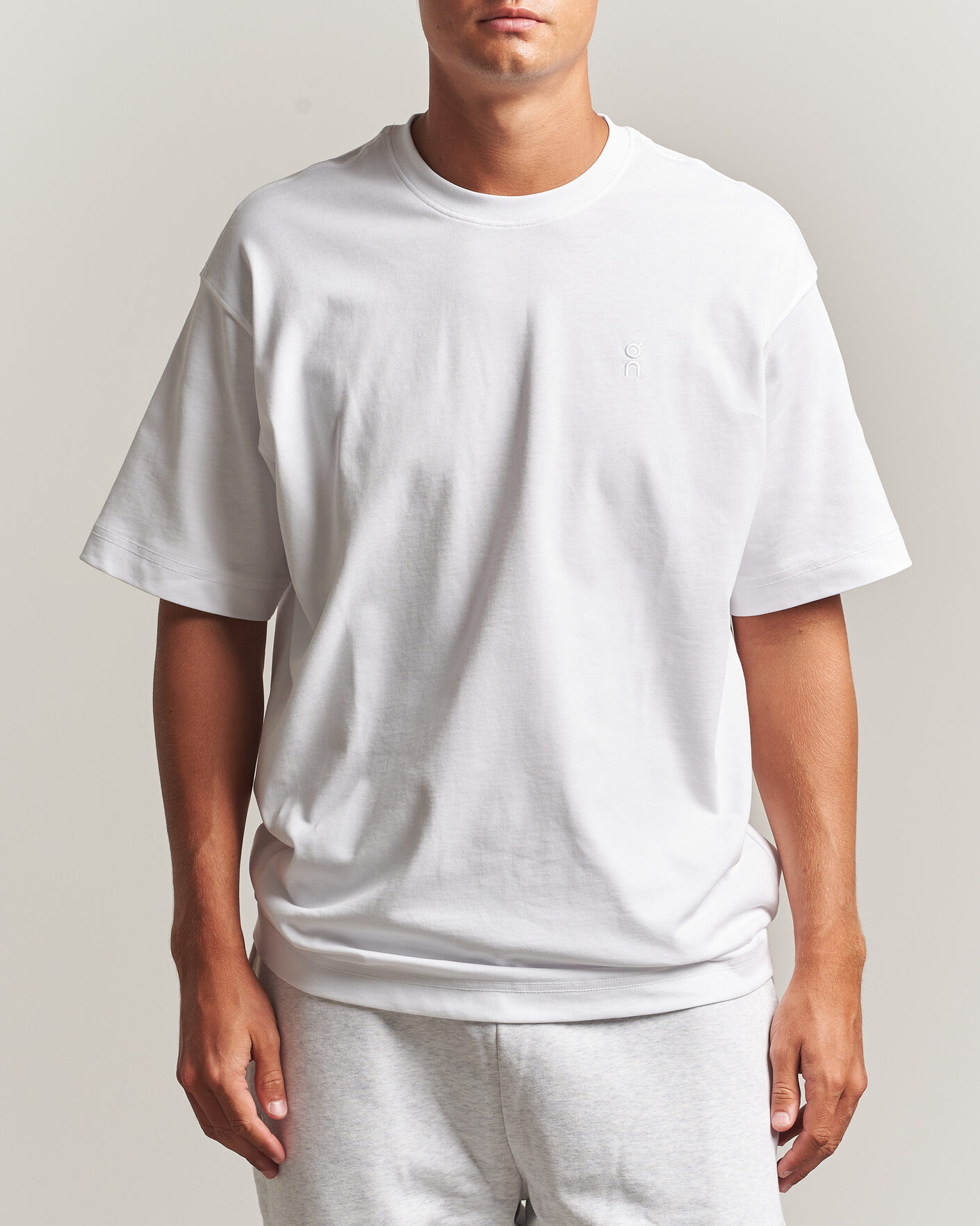 Homme | T-shirts | On | Club Collective T-Shirt White