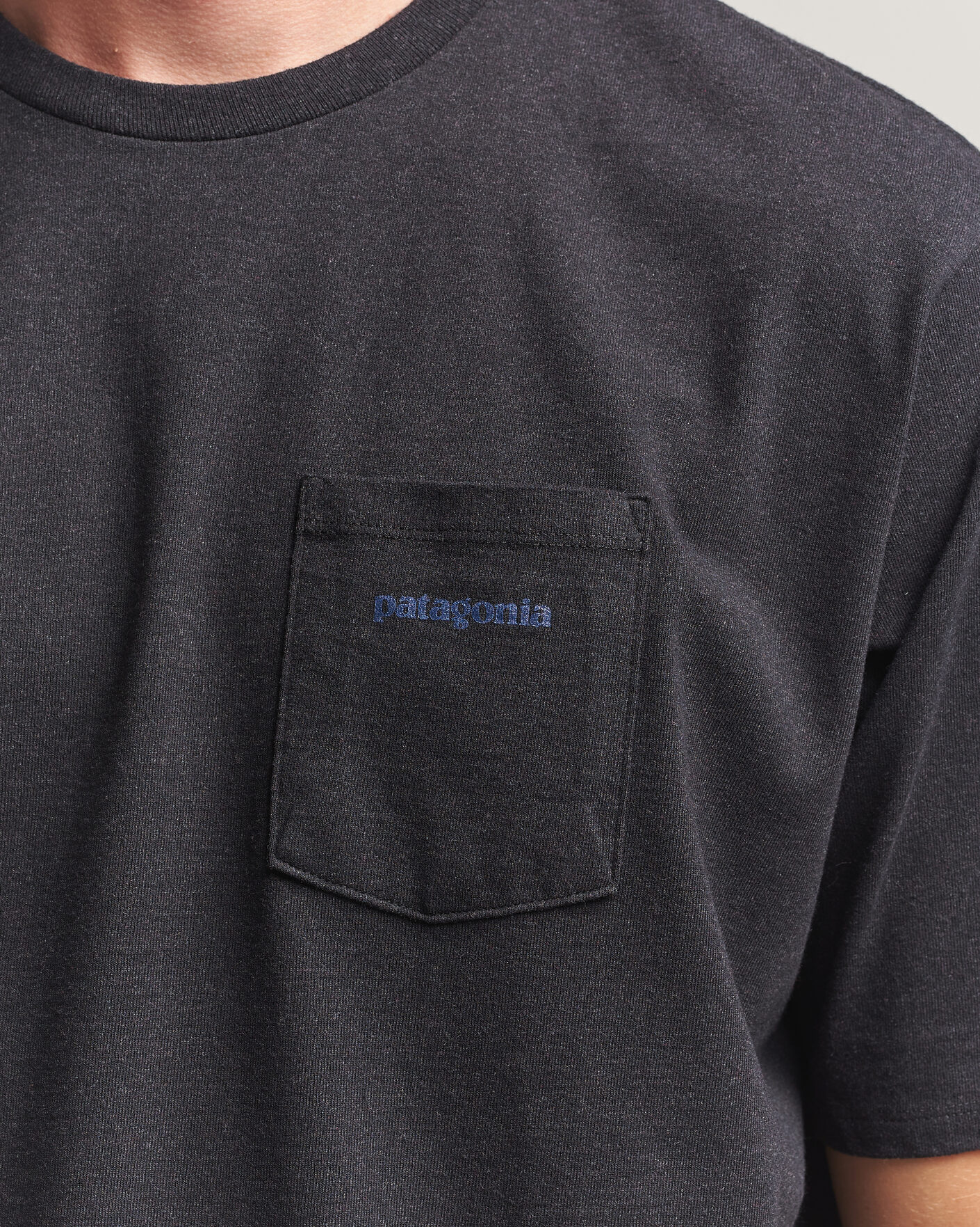 Homme | T-shirts | Patagonia | Boardshort Logo Pocket Responsibili T-Shirt Ink Black