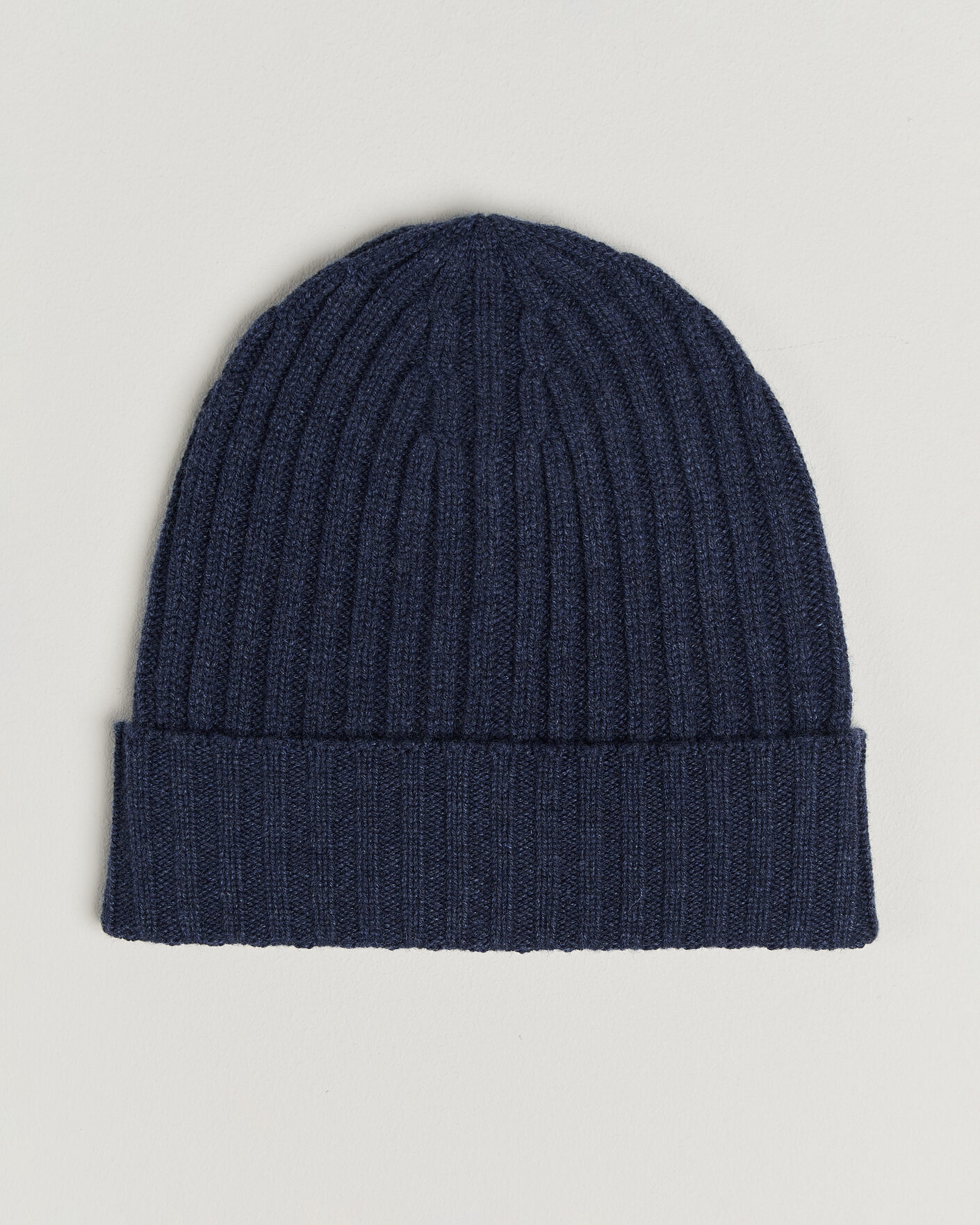 Homme | Bonnets | Piacenza Cashmere | Ribbed Cashmere Beanie Dark Blue