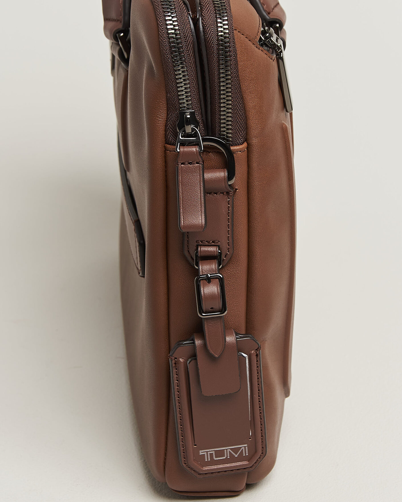 Homme | Sacs | TUMI | Harrison Sycamore Slim Leather Brief Cognac Bombe