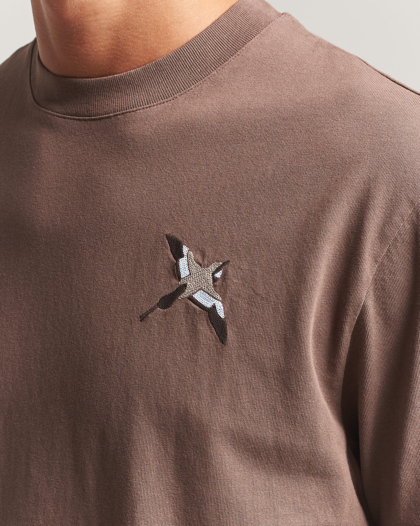 Homme | T-shirts | Axel Arigato | Micro Bee Birt T-Shirt Coffee Brown