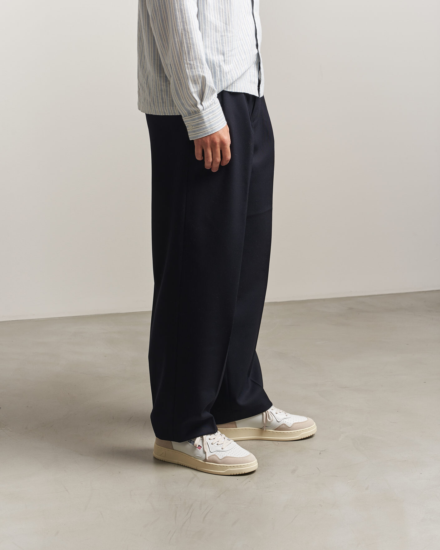 Homme | Baskets | Autry | Medalist Low Leather/Suede Sneaker White/Fig
