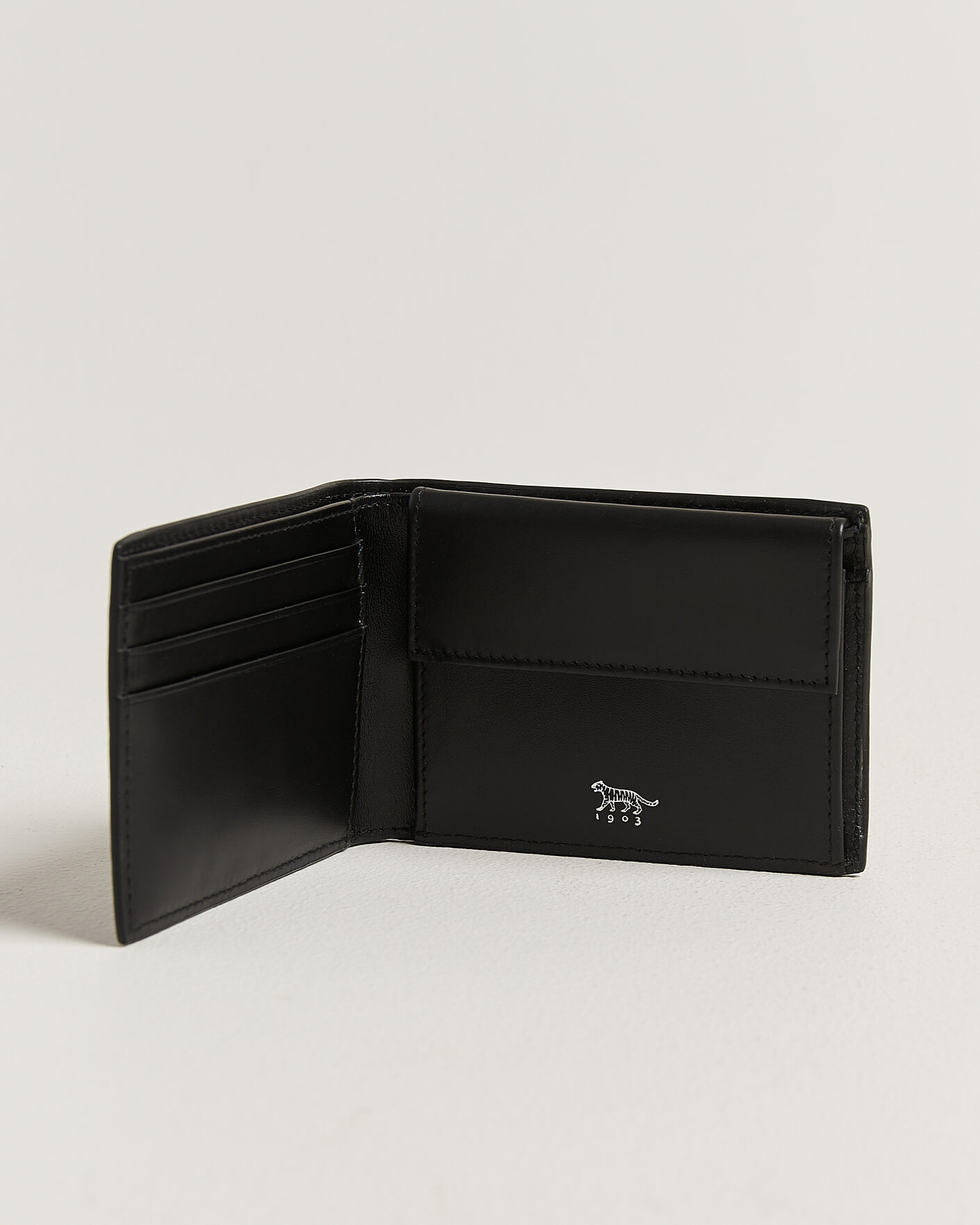 Homme | Portefeuilles | Tiger of Sweden | Wivalius Leather Wallet Black