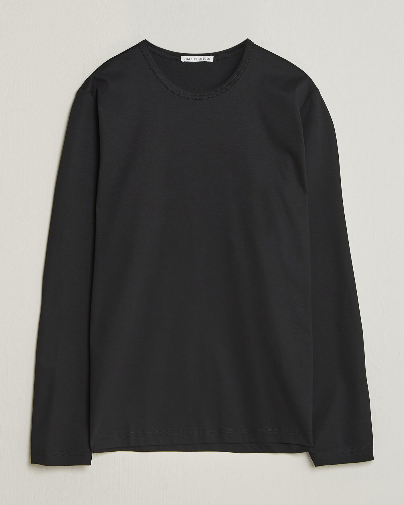 Homme | T-shirts | Tiger of Sweden | Olaf Mercerized Cotton Long Sleeve T-Shirt Black