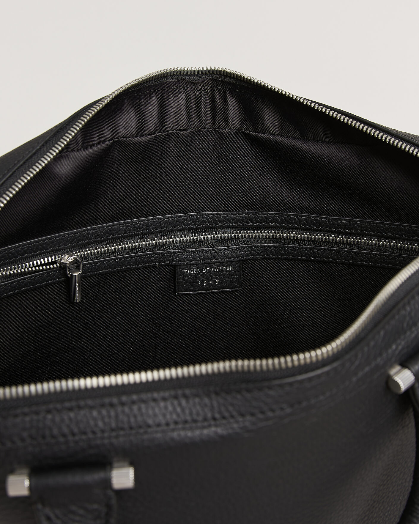 Homme | Sacs | Tiger of Sweden | Valise Grained Leather Briefcase Black