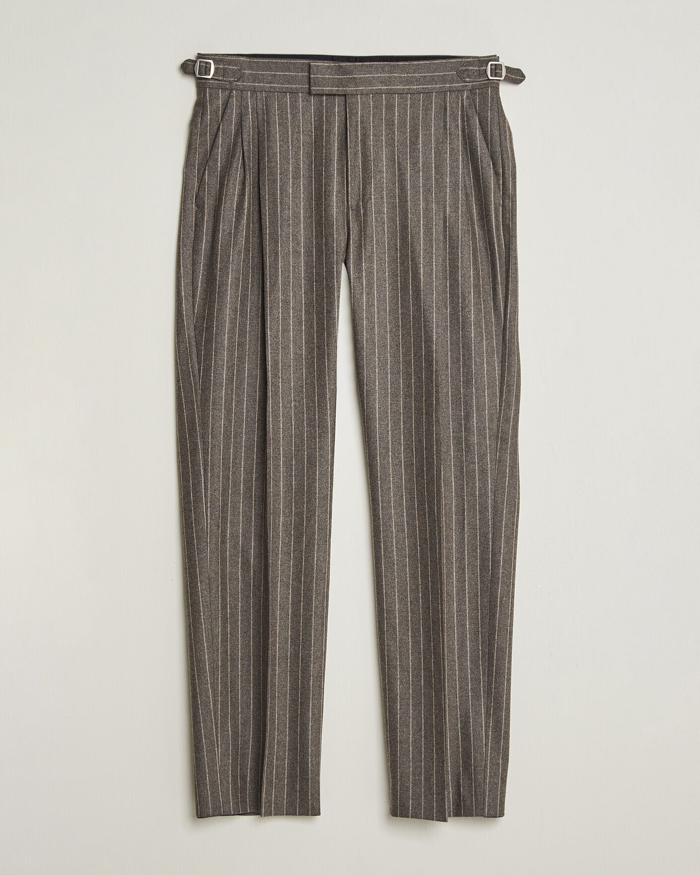 Homme | Pantalons | Tiger of Sweden | Theo Wool Pleated Pinstriped Trousers Grey Brown