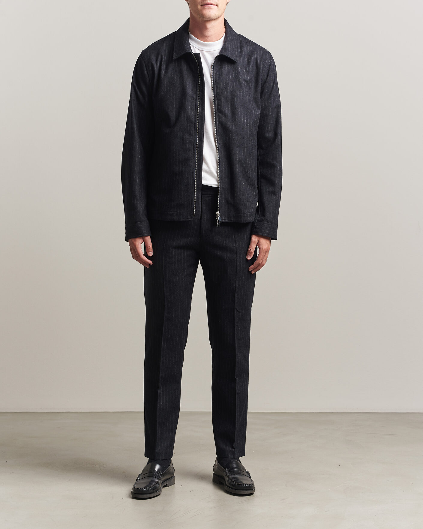 Homme | Pantalons | Tiger of Sweden | Tense Wool Pleated Pinstriped Trousers Blue Function