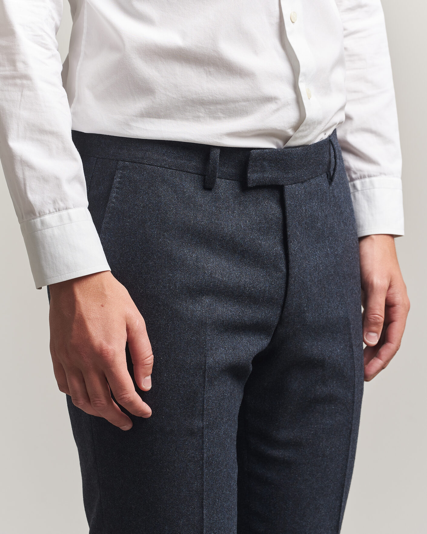 Homme | Pantalons | Tiger of Sweden | Tenuta Wool Flannel Suit Trousers Midnight Blue