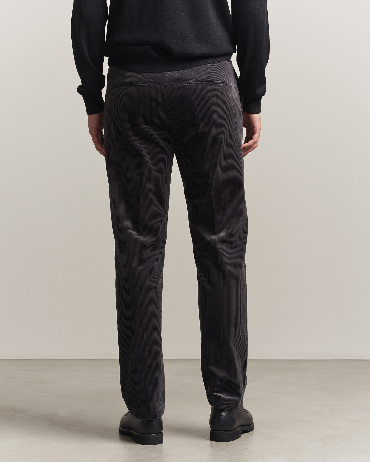 Homme | Pantalons | Tiger of Sweden | Tense Pleated Corduroy Trousers Phantom