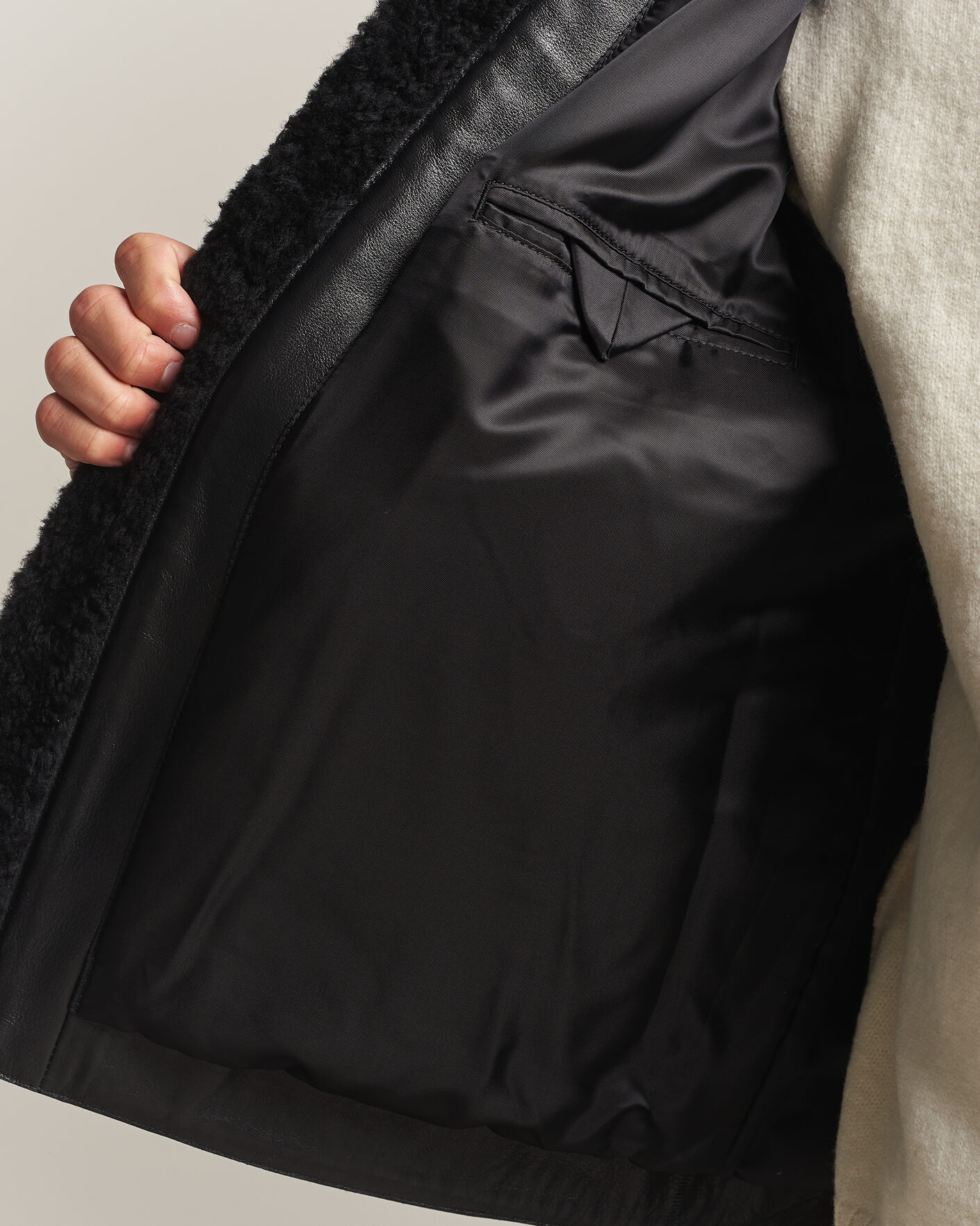 Homme | Manteaux Et Vestes | Tiger of Sweden | Viggo Shearling Jacket Black