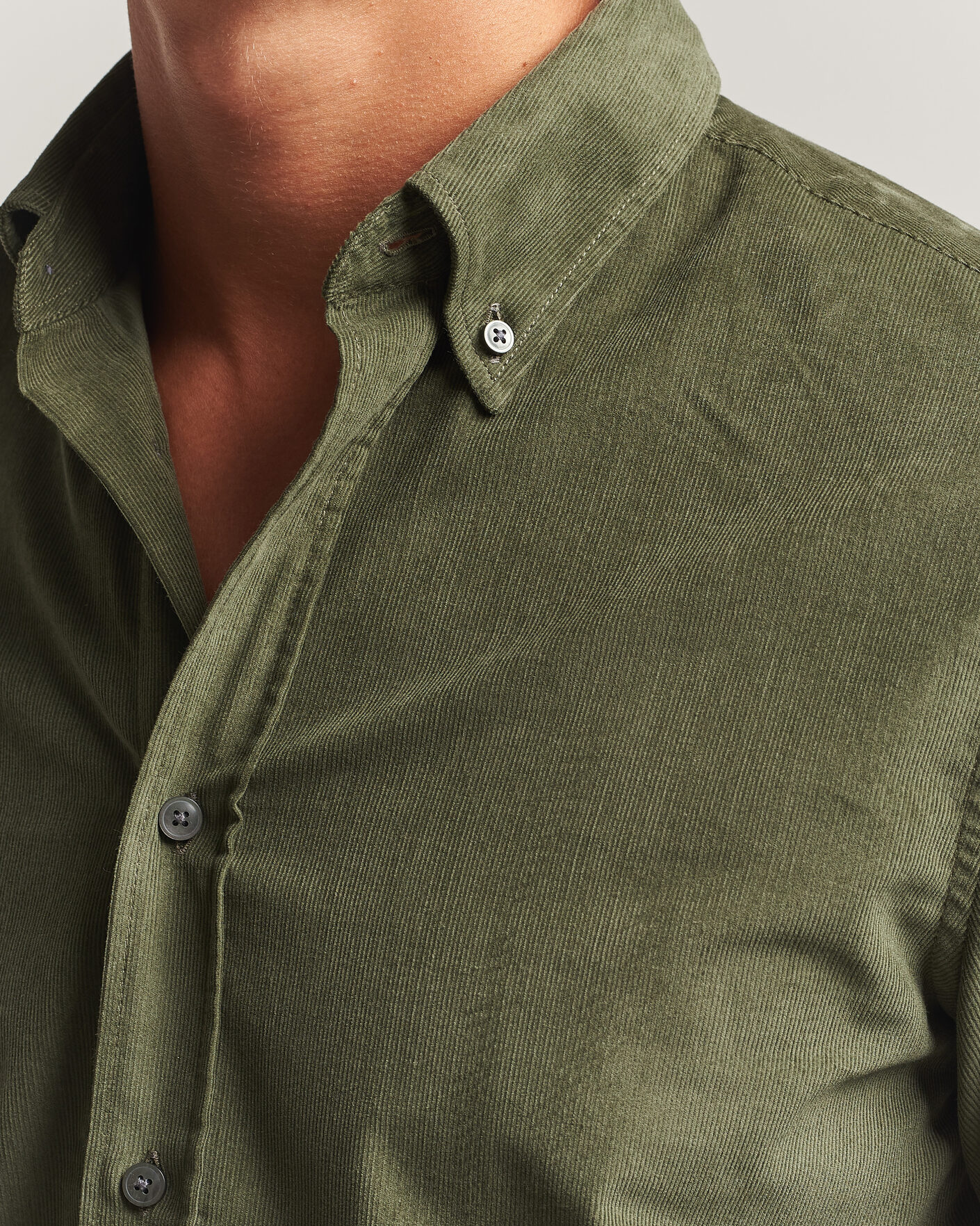 Homme | Chemises | Tiger of Sweden | Bjorn Corduroy Shirt City Green