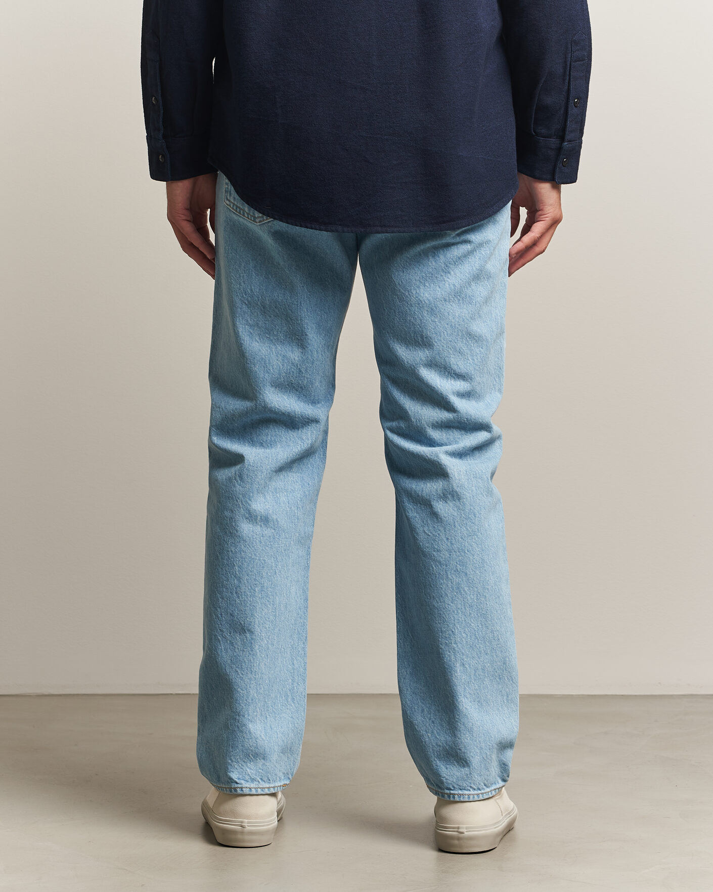 Homme | Jeans | Stone Island | Regular Straight Fit Indigo Jeans Blue Light Wash