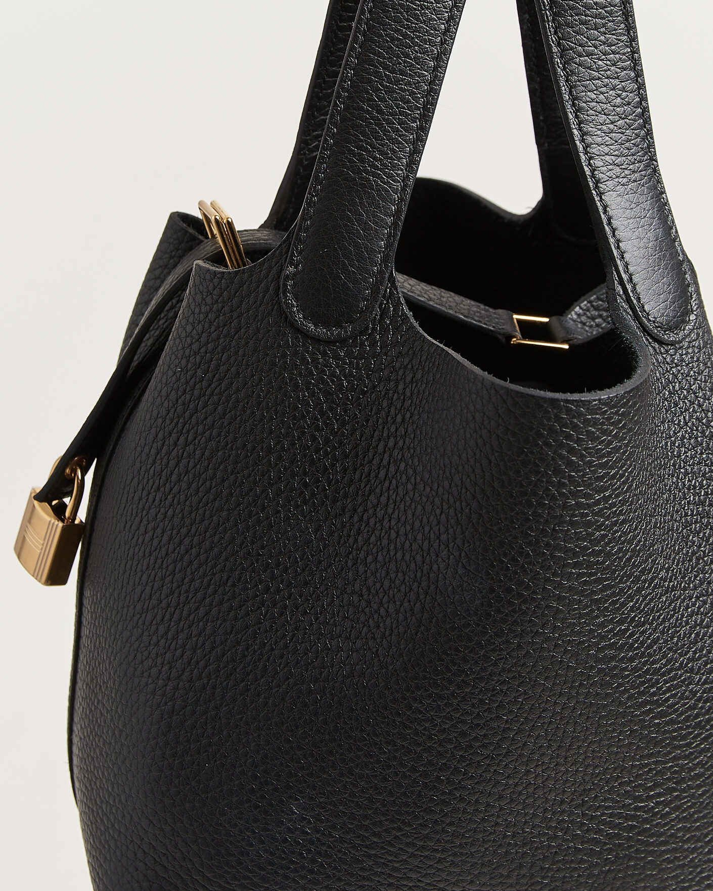 Homme | Pre-Owned & Vintage Bags | Hermès Pre-Owned | Picotin Lock 18 Black