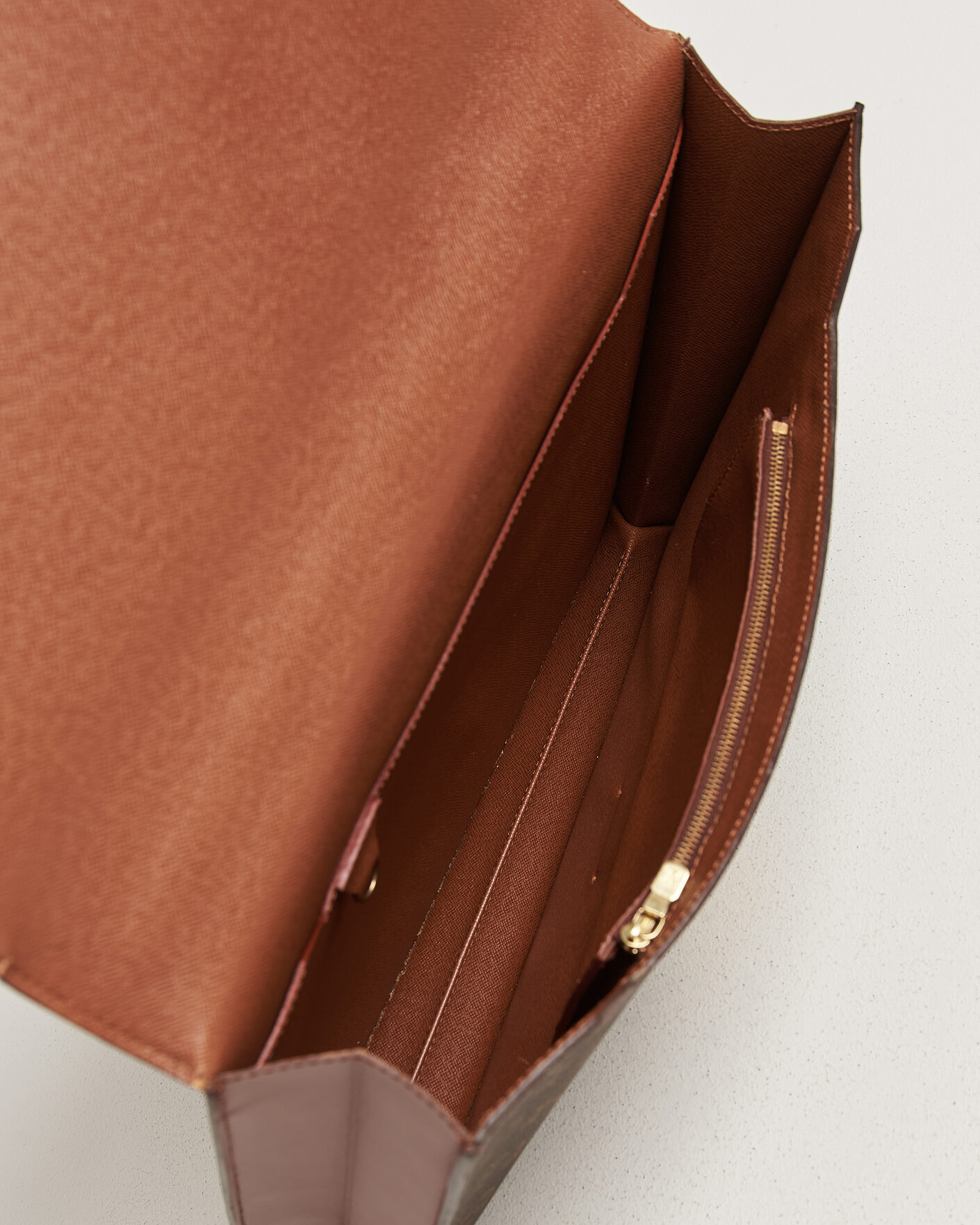 Homme | Pre-Owned & Vintage Bags | Louis Vuitton Pre-Owned | Porte Document Bandouliére Monogram