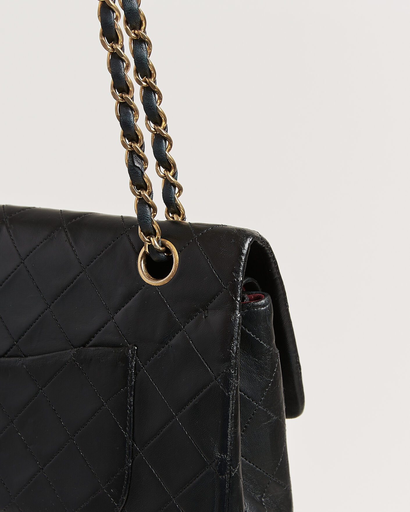 Homme | Pre-Owned & Vintage Bags | Chanel Pre-Owned | Classic Medium Double Flap Bag Lambskin Black