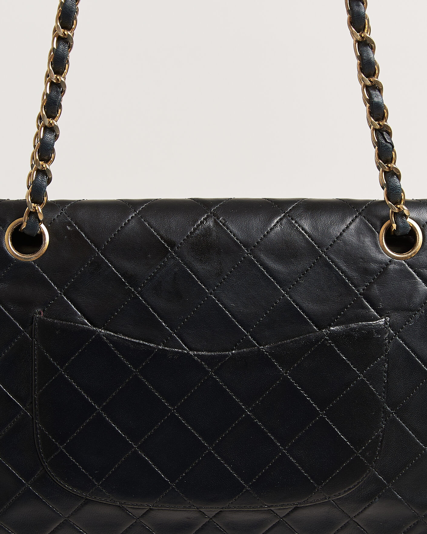 Homme | Pre-Owned & Vintage Bags | Chanel Pre-Owned | Classic Medium Double Flap Bag Lambskin Black