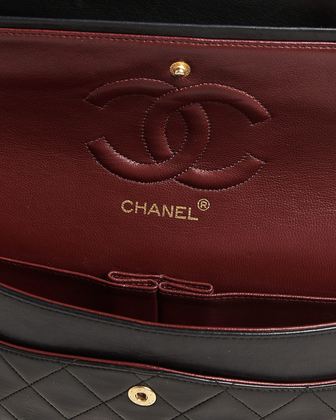 Homme | Chanel Pre-Owned Classic Medium Double Flap Bag Lambskin Black | Chanel Pre-Owned | Classic Medium Double Flap Bag Lambskin Black