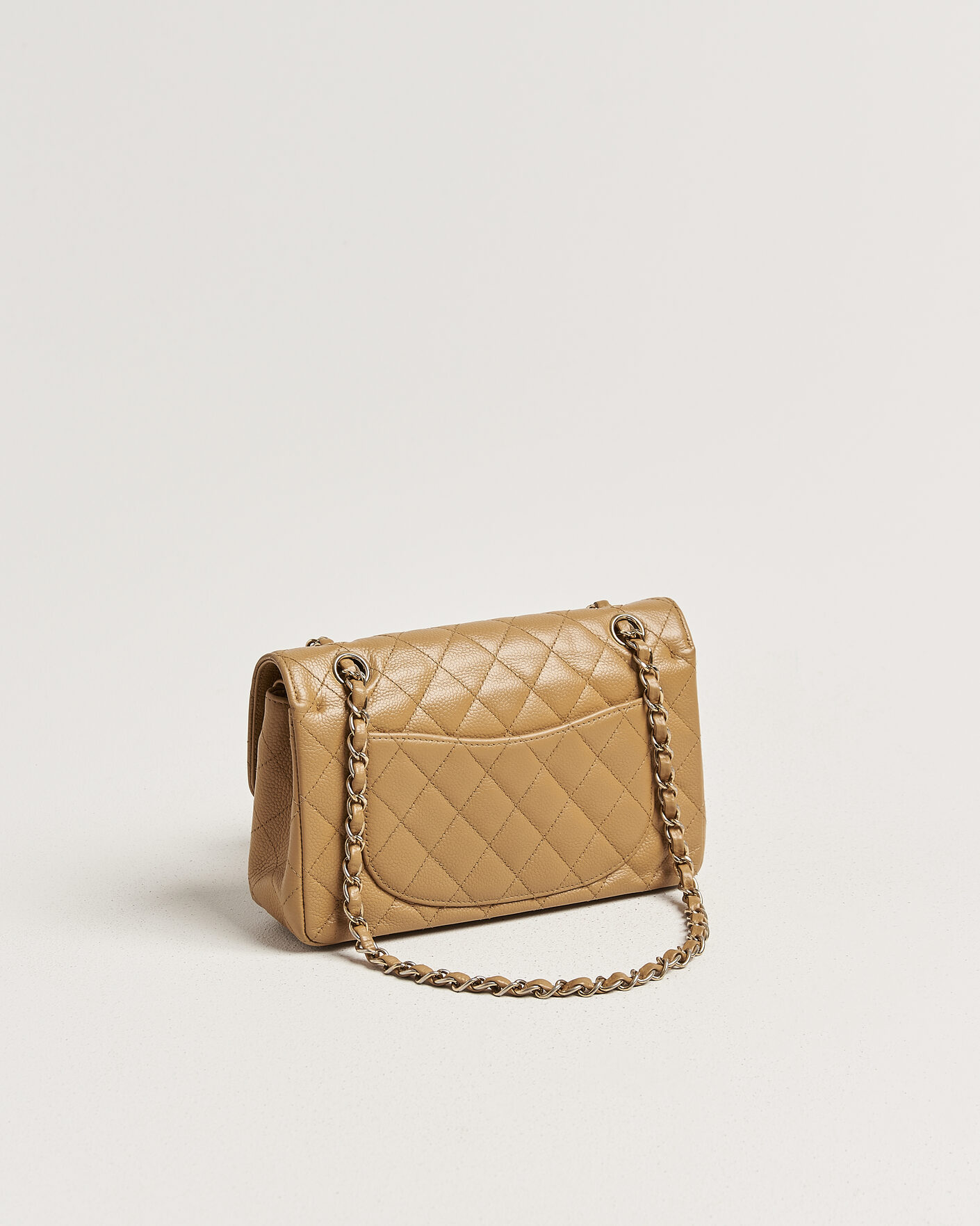 Homme | Pre-Owned & Vintage Bags | Chanel Pre-Owned | Classic Small Double Flap Bag Caviar Leather Beige