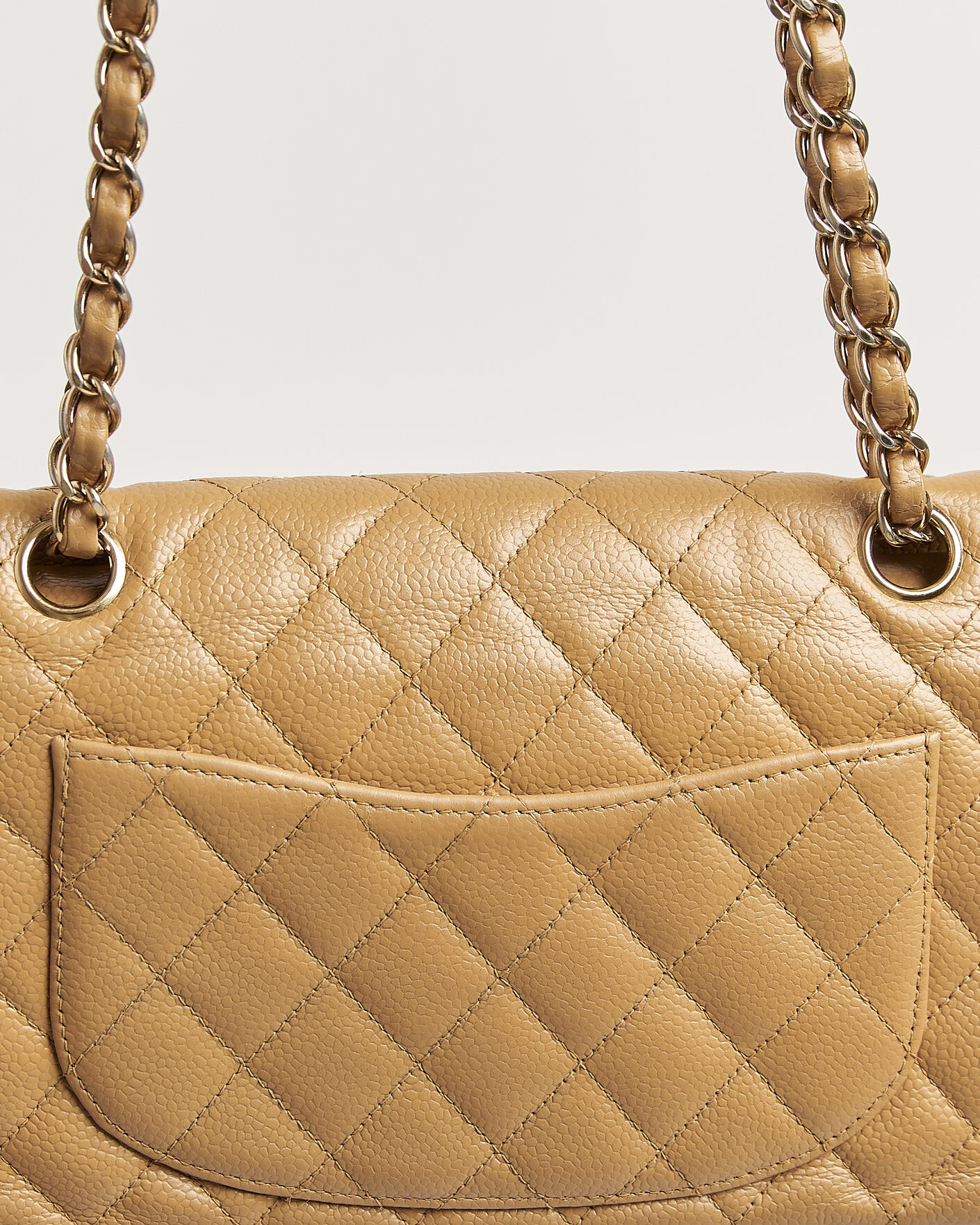 Homme | Pre-Owned & Vintage Bags | Chanel Pre-Owned | Classic Small Double Flap Bag Caviar Leather Beige