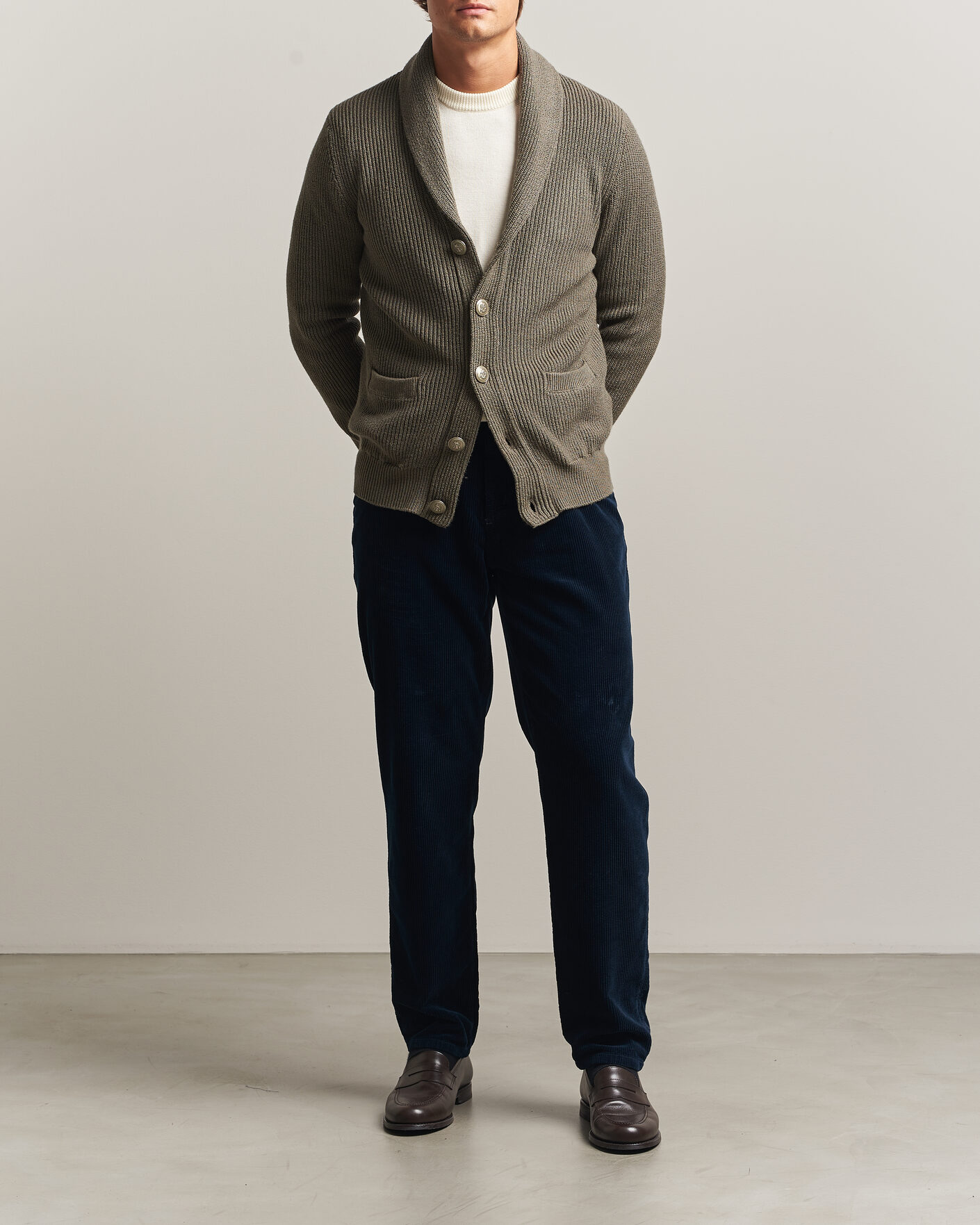 Homme | Pantalons | Brunello Cucinelli | Leisure Fit Corduroy 5-Pocket Pants Navy