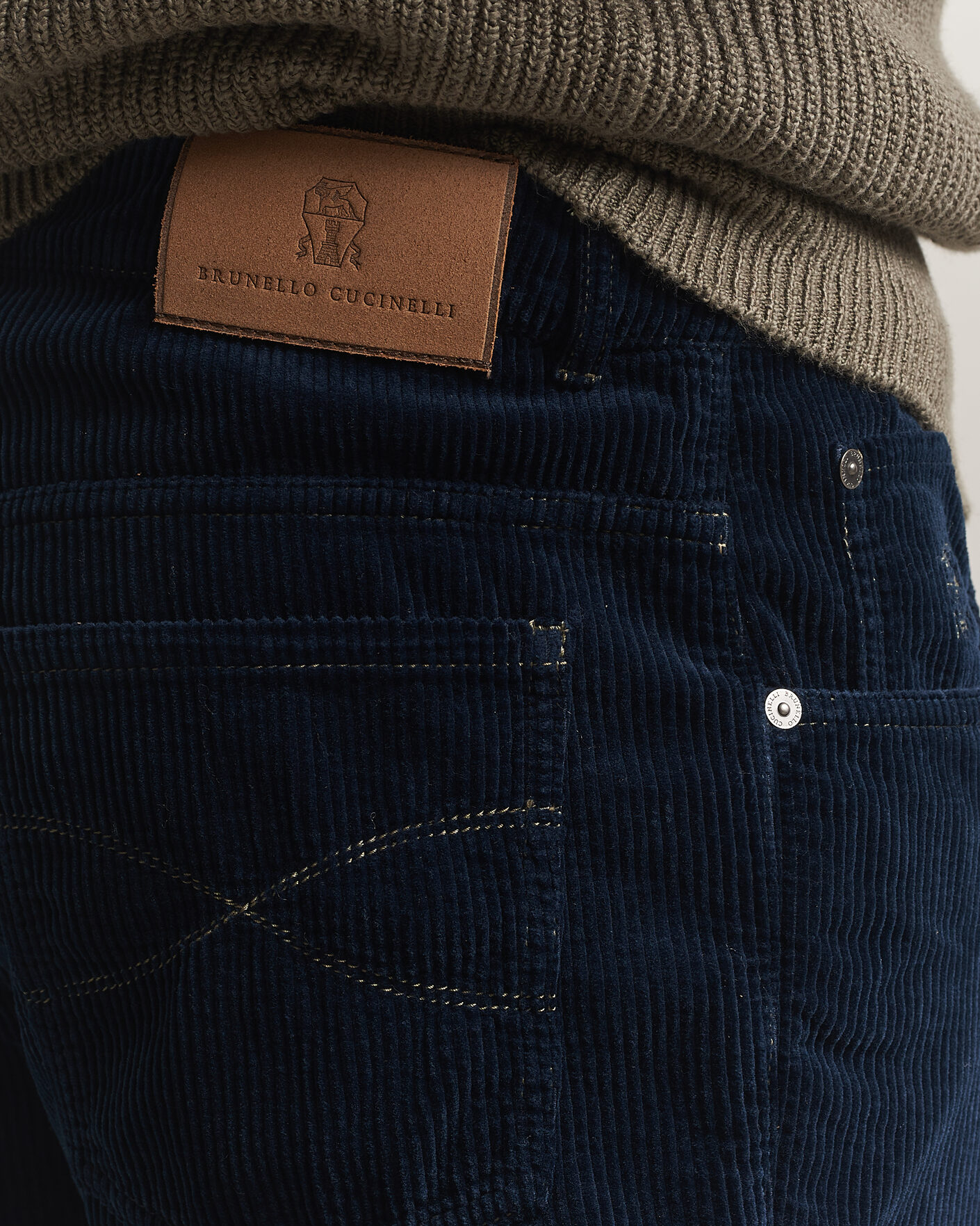 Homme | Pantalons | Brunello Cucinelli | Leisure Fit Corduroy 5-Pocket Pants Navy