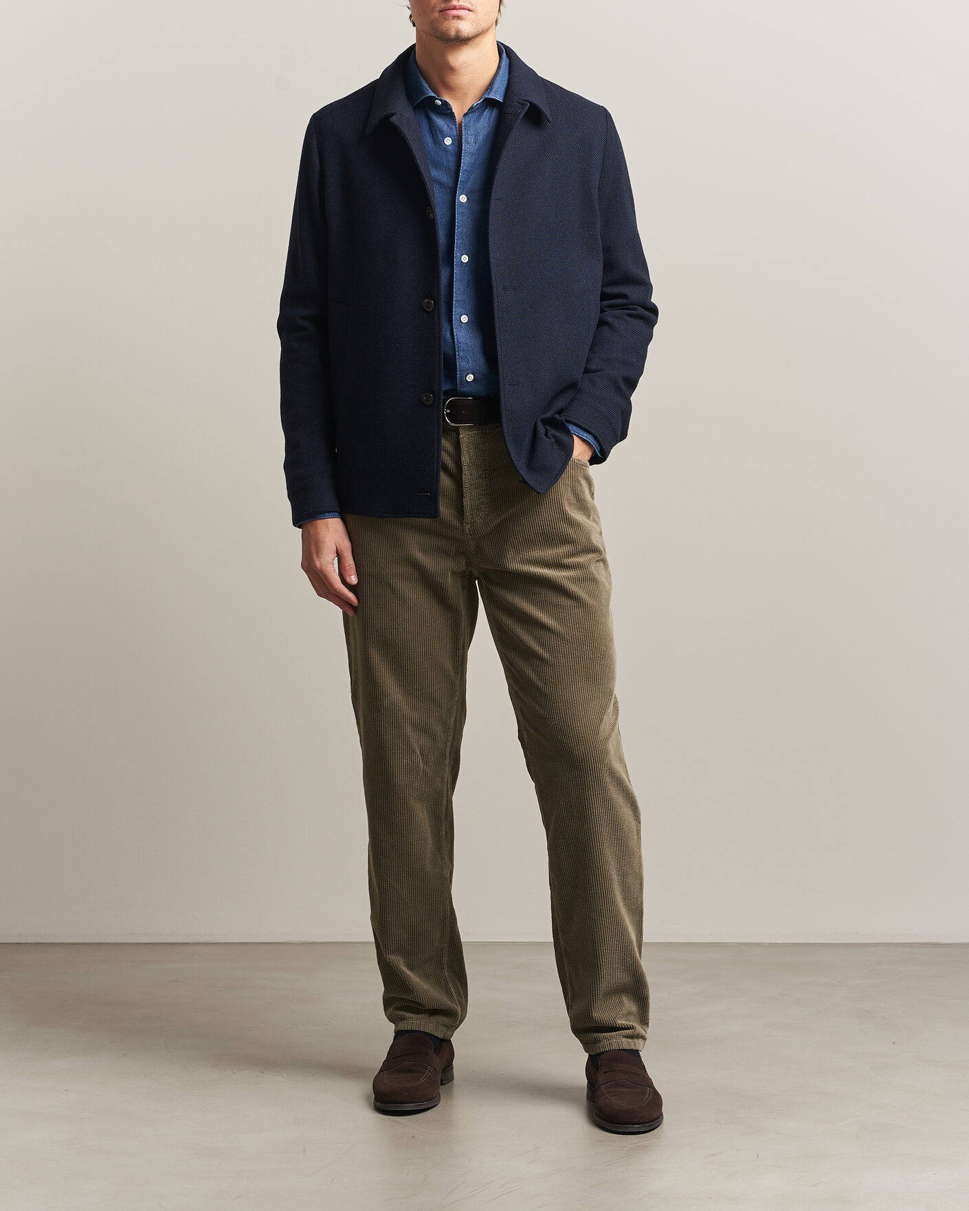 Homme | Pantalons | Brunello Cucinelli | Leisure Fit Corduroy 5-Pocket Pants Olive