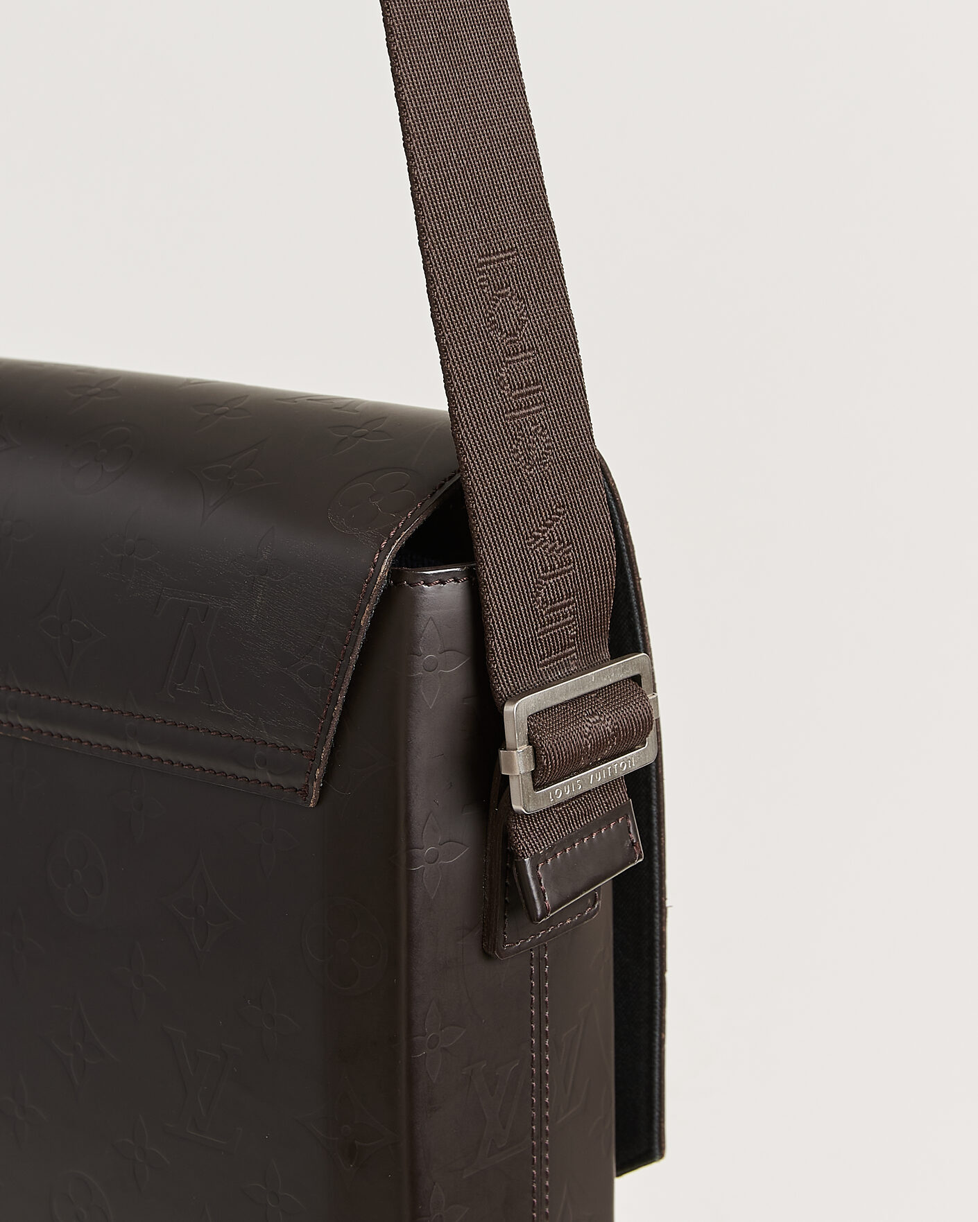 Homme | Pre-Owned & Vintage Bags | Louis Vuitton Pre-Owned | Messenger Bag Monogram Glace Bobby Brown