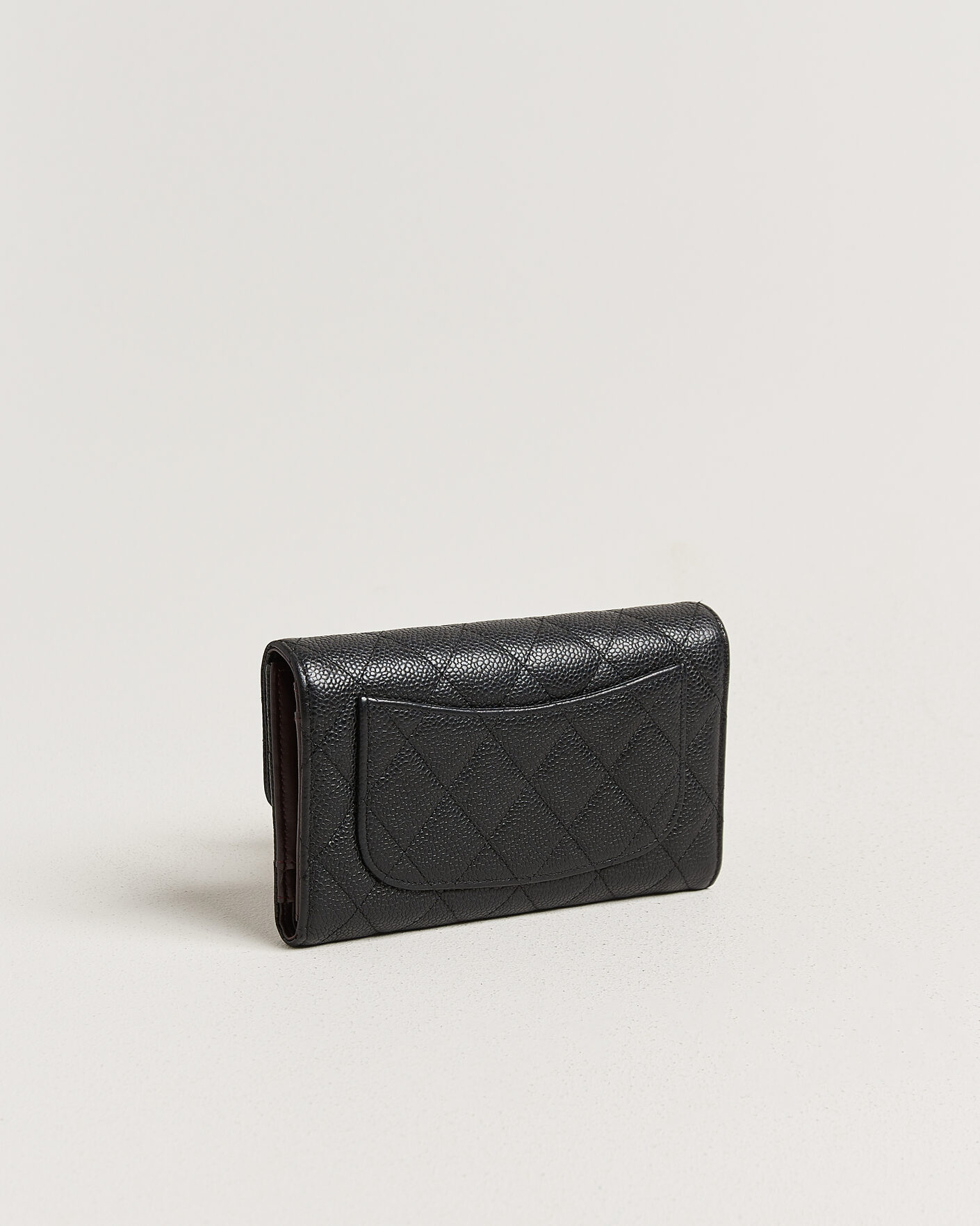 Homme | Pre-Owned & Vintage Bags | Chanel Pre-Owned | Classic Trifold Flap Wallet Caviar Leather Black