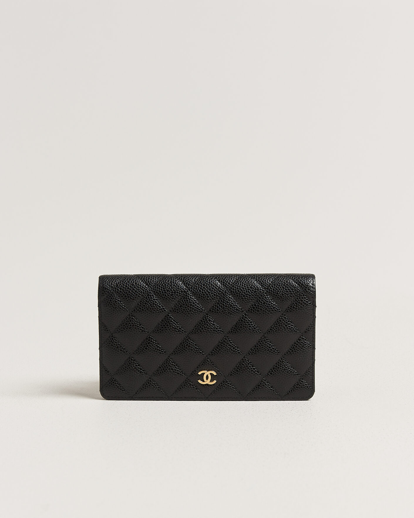 Homme | Pre-Owned & Vintage Bags | Chanel Pre-Owned | Classic Bifold Wallet Caviar Leather Black