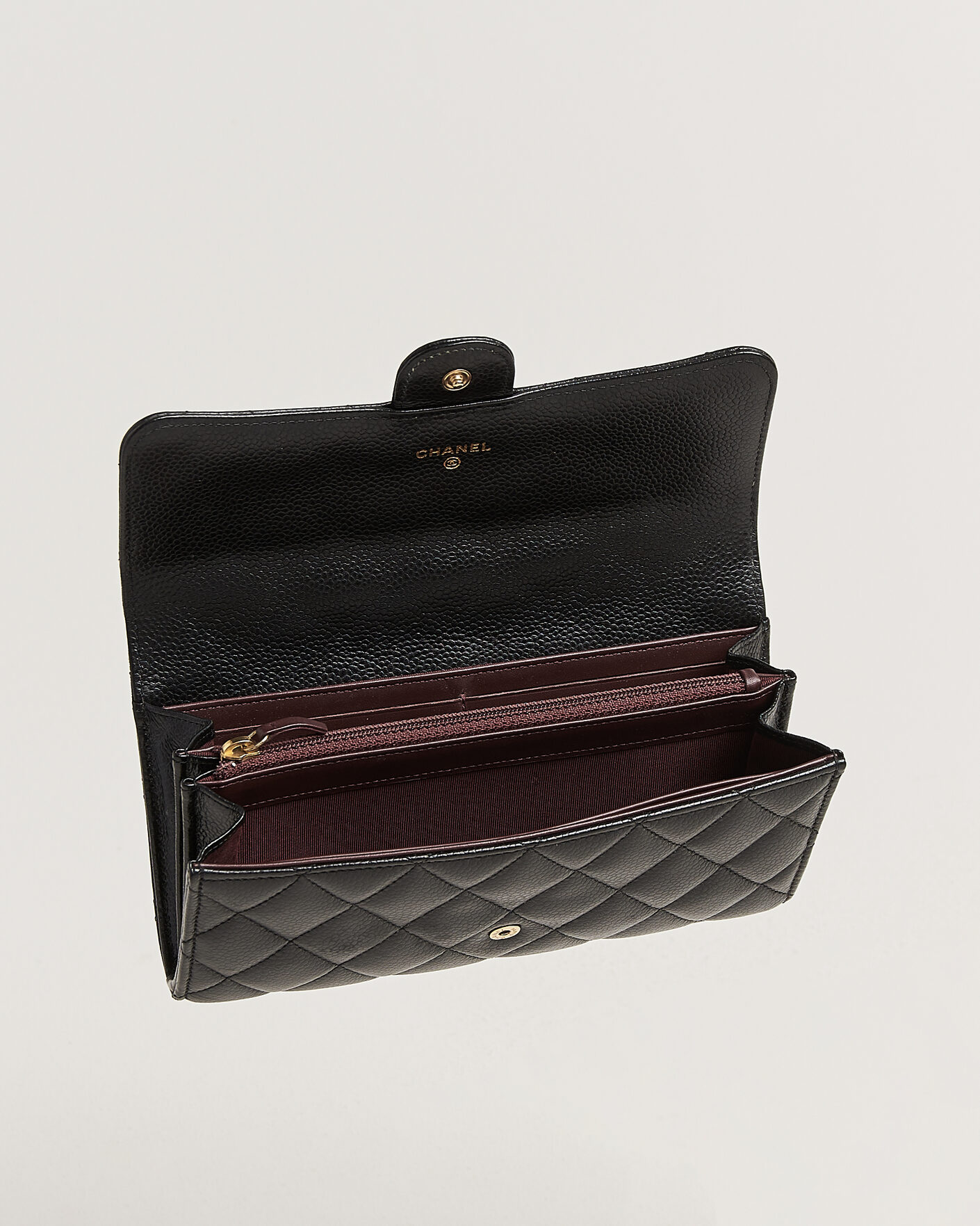 Homme | Pre-Owned & Vintage Bags | Chanel Pre-Owned | Classic Long Flap Wallet Caviar Leather Black