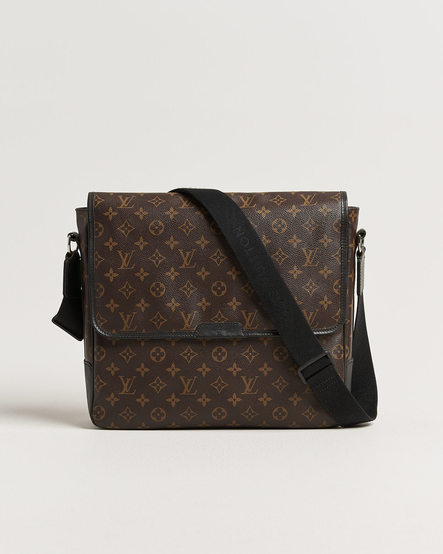 Homme | Pre-Owned & Vintage Bags | Louis Vuitton Pre-Owned | Abbesses Messenger Bag Monogram Macassar