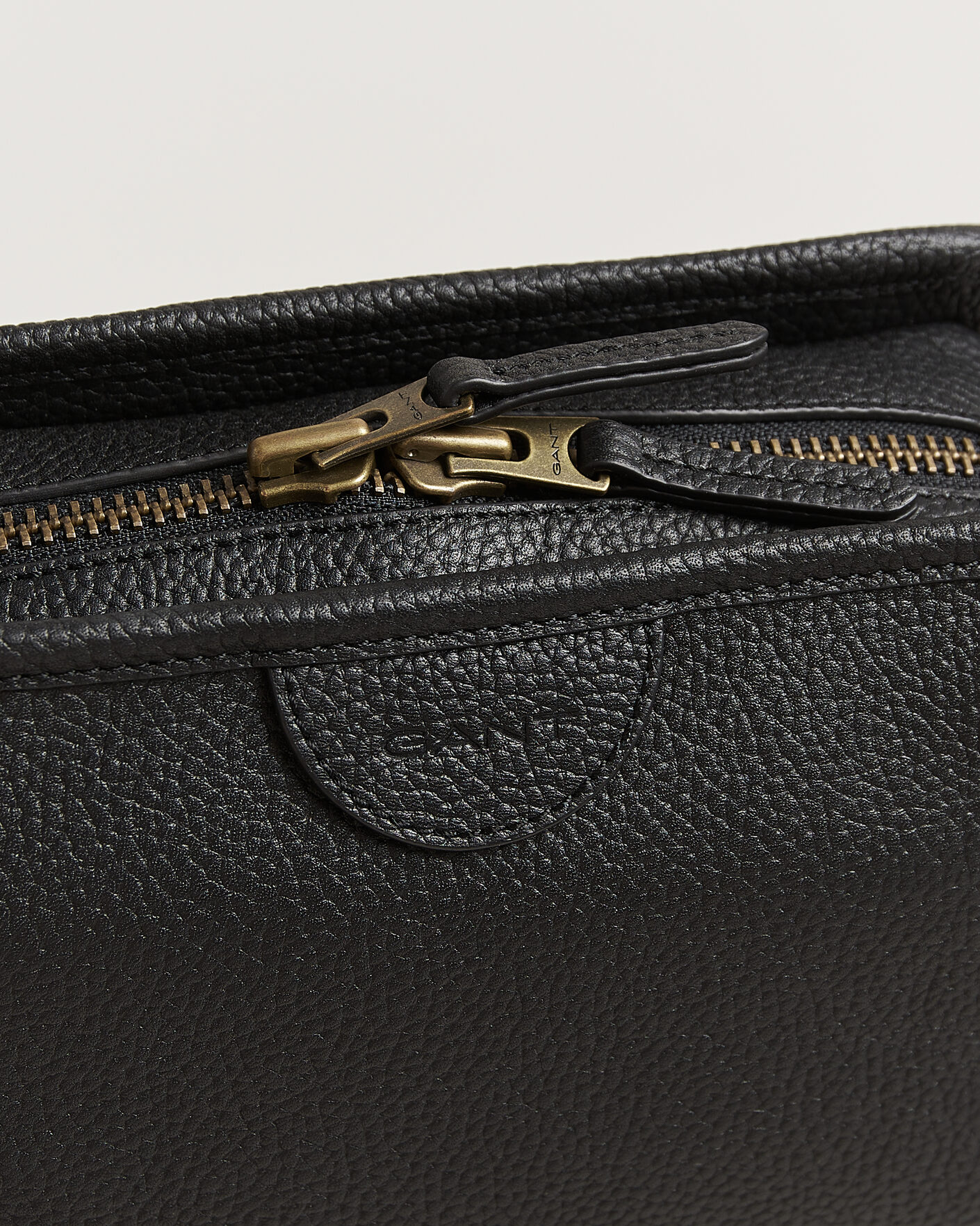 Homme | Sacs | Gant | Grained Leather Wash Bag Black