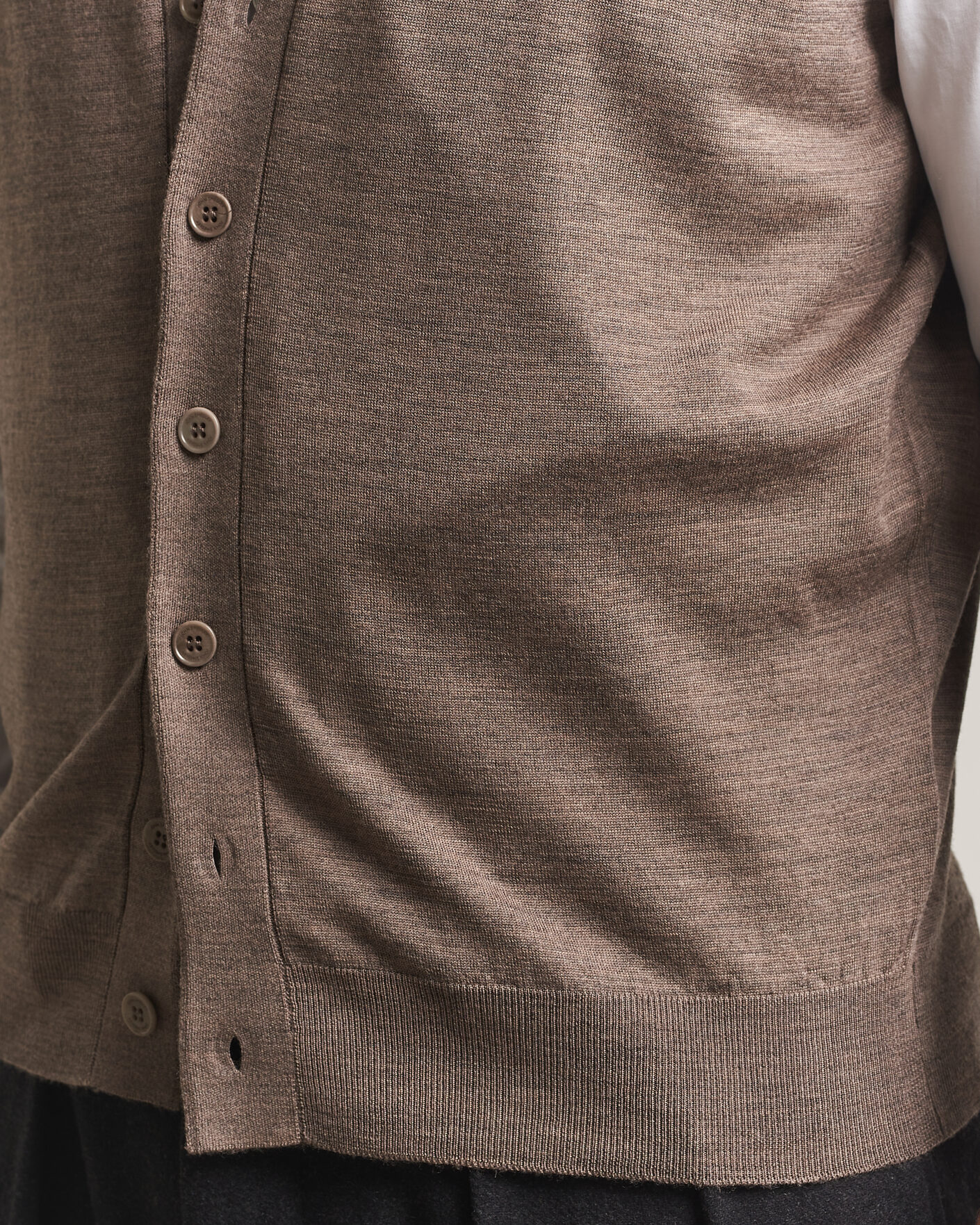 Homme | Pulls Et Tricots | John Smedley | Bolton Extra Fine Merino Waistcoat Mushroom Brown