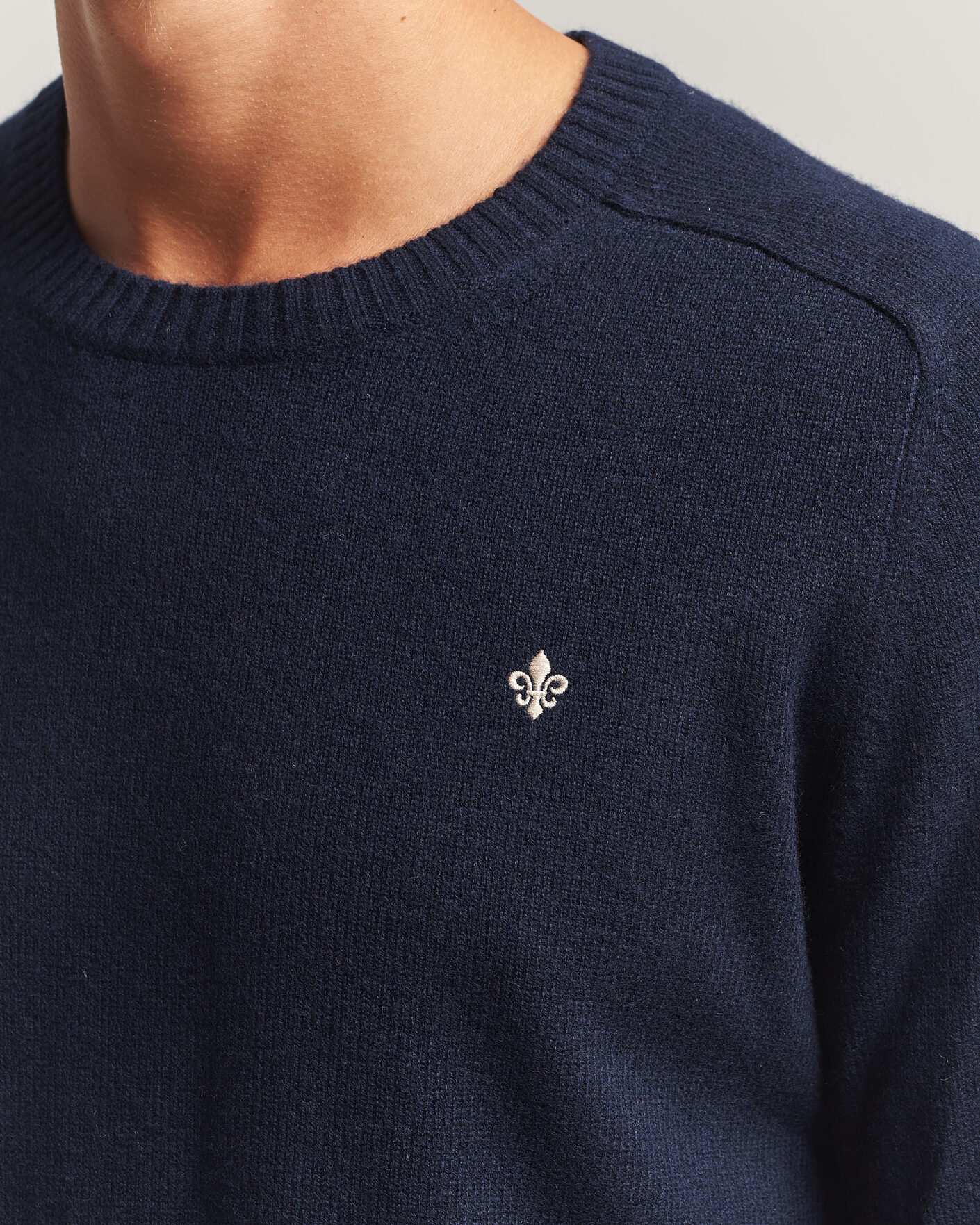 Homme | Pulls Et Tricots | Morris | Hertford Lambswool Crew Neck Navy