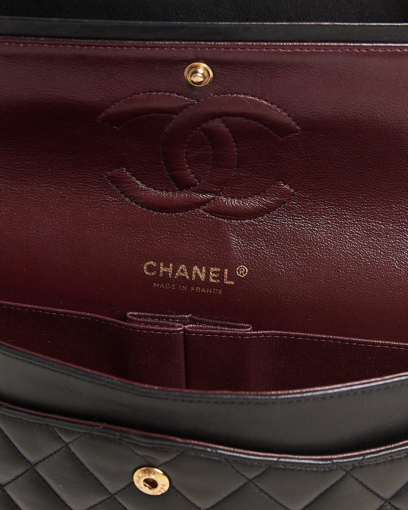 Homme | Pre-Owned & Vintage Bags | Chanel Pre-Owned | Classic Medium Double Flap Bag Lambskin Black