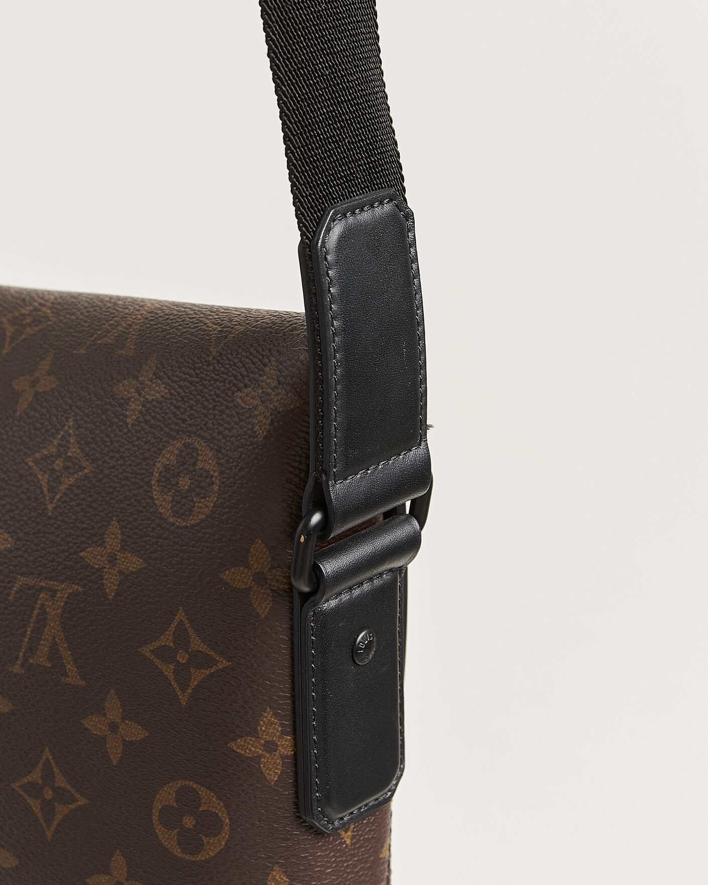 Homme | Pre-Owned & Vintage Bags | Louis Vuitton Pre-Owned | Messenger Bag Monogram Macassar