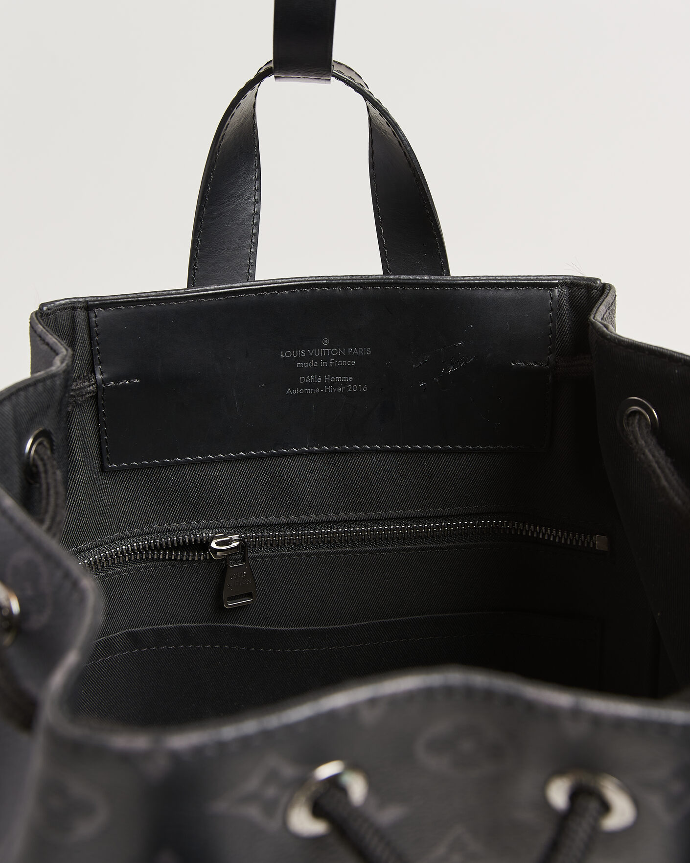 Homme | Pre-Owned & Vintage Bags | Louis Vuitton Pre-Owned | Explorer Backpack Monogram Eclipse