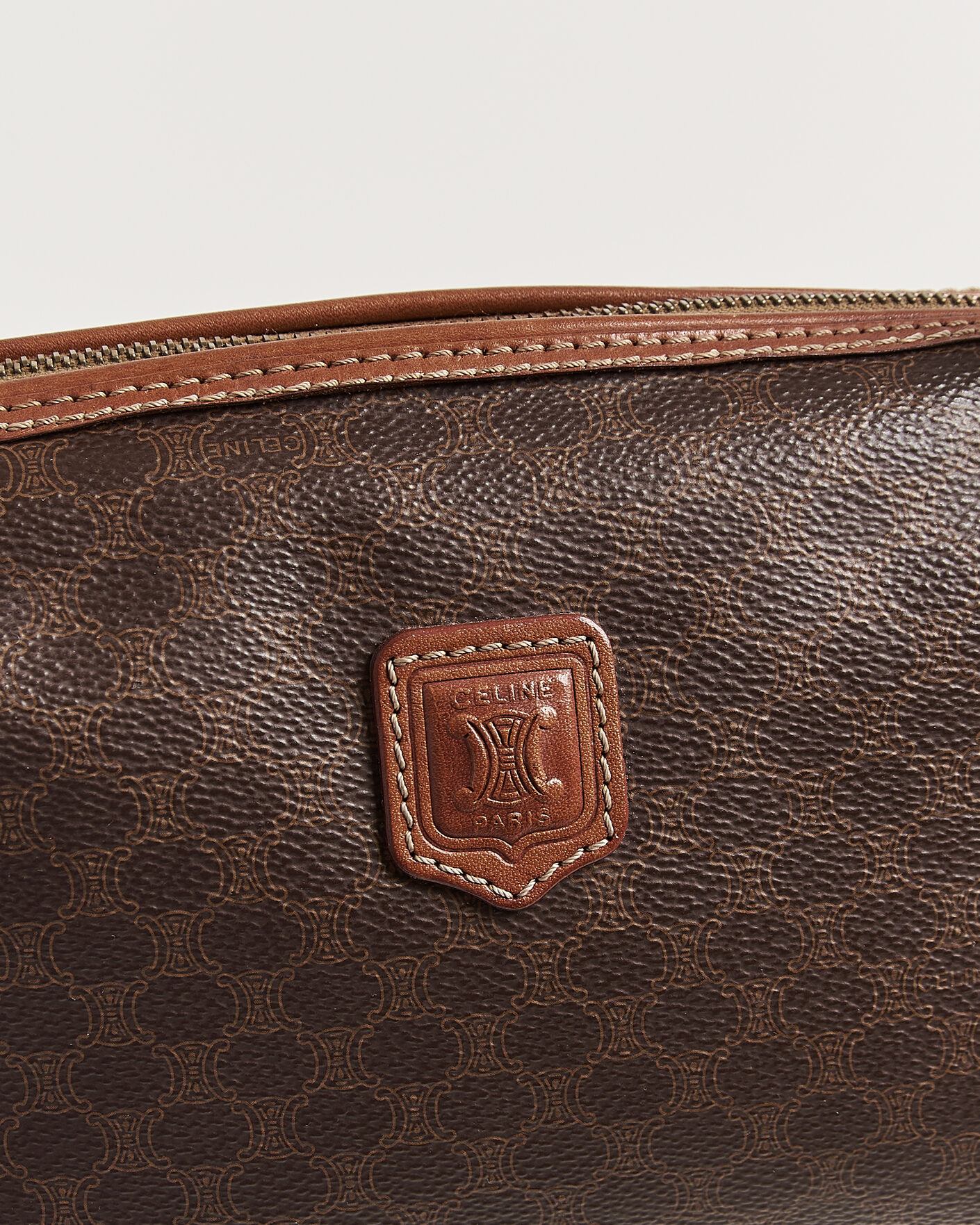 Homme | Pre-Owned & Vintage Bags | Celine Pre-Owned | Macadame Pouch Bag Monogram