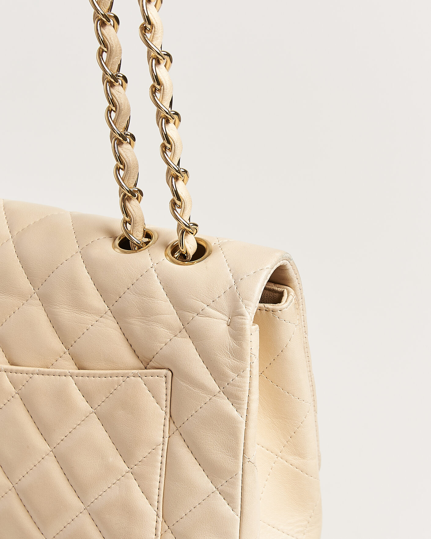 Homme | Chanel Pre-Owned Classic Jumbo Single Flap Bag Lambskin Beige | Chanel Pre-Owned | Classic Jumbo Single Flap Bag Lambskin Beige