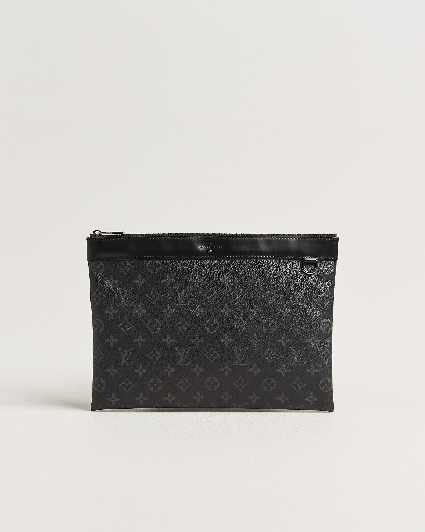 Homme | Pre-Owned & Vintage Bags | Louis Vuitton Pre-Owned | Discovery Pochette Monogram Eclipse