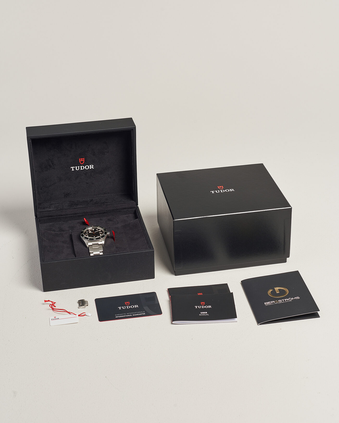 Homme | Pre-Owned & Vintage Watches | Tudor Pre-Owned | Black Bay