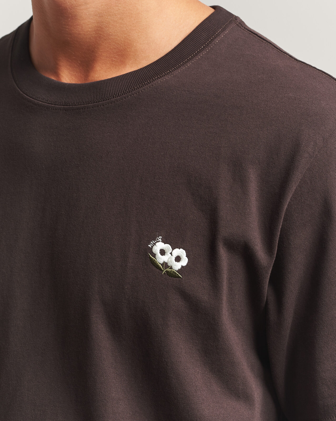 Homme | T-shirts | NN07 | Jett Embroidered Crew Neck T-Shirt Deep Truffle