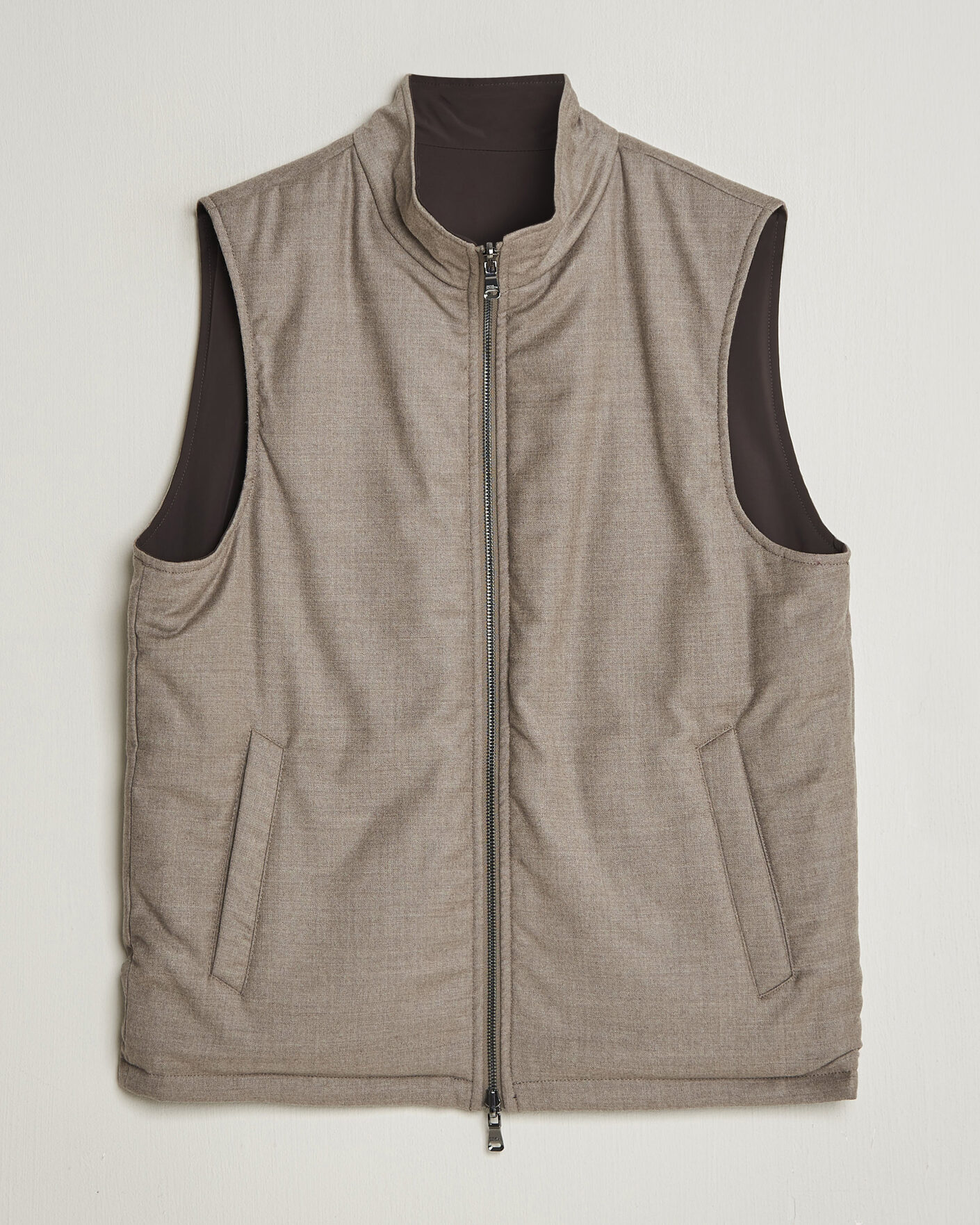 Homme | Gilets | Oscar Jacobson | Nylon/Wool Reversible Vest Taupe