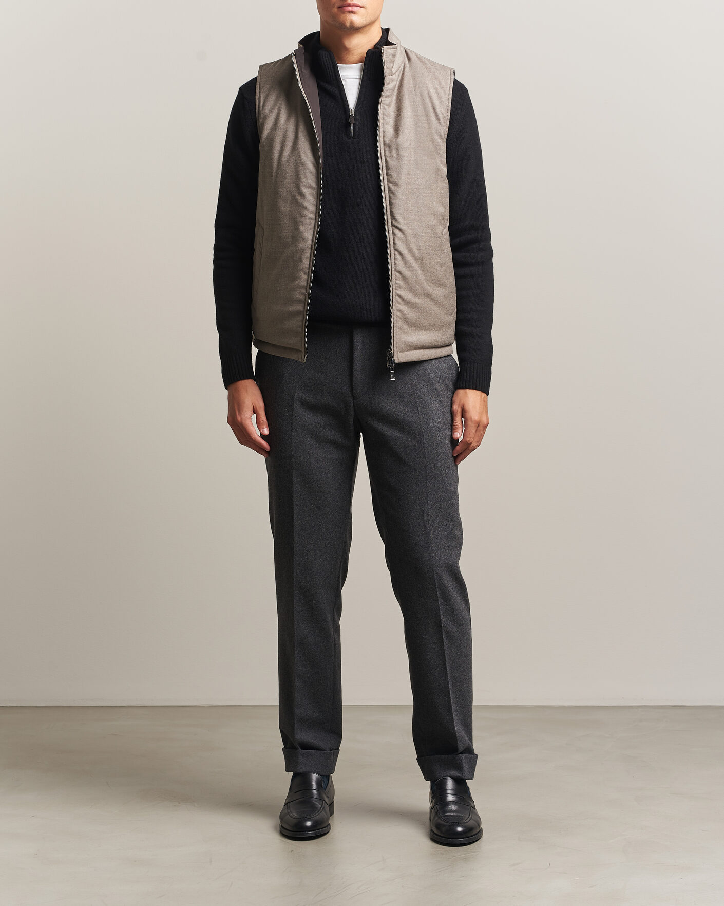 Homme | Gilets | Oscar Jacobson | Nylon/Wool Reversible Vest Taupe