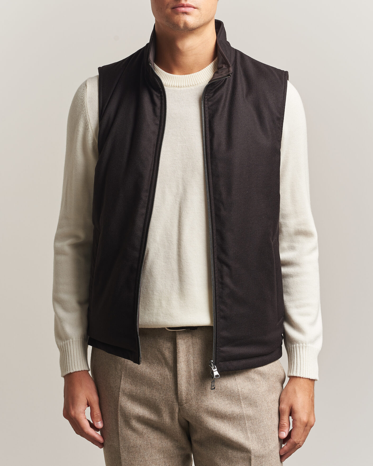 Homme | Gilets | Oscar Jacobson | Nylon/Wool Reversible Vest Brown
