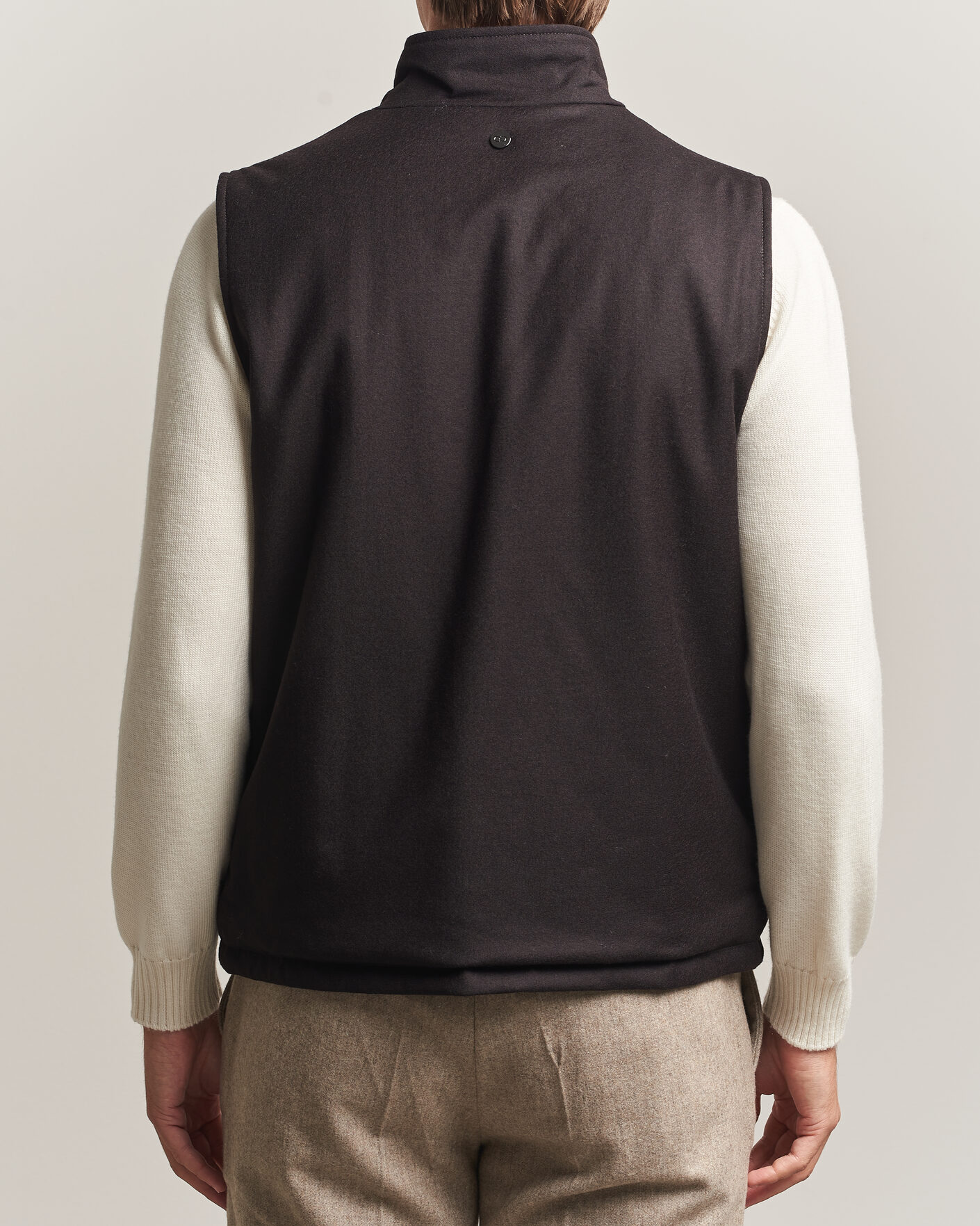 Homme | Gilets | Oscar Jacobson | Nylon/Wool Reversible Vest Brown