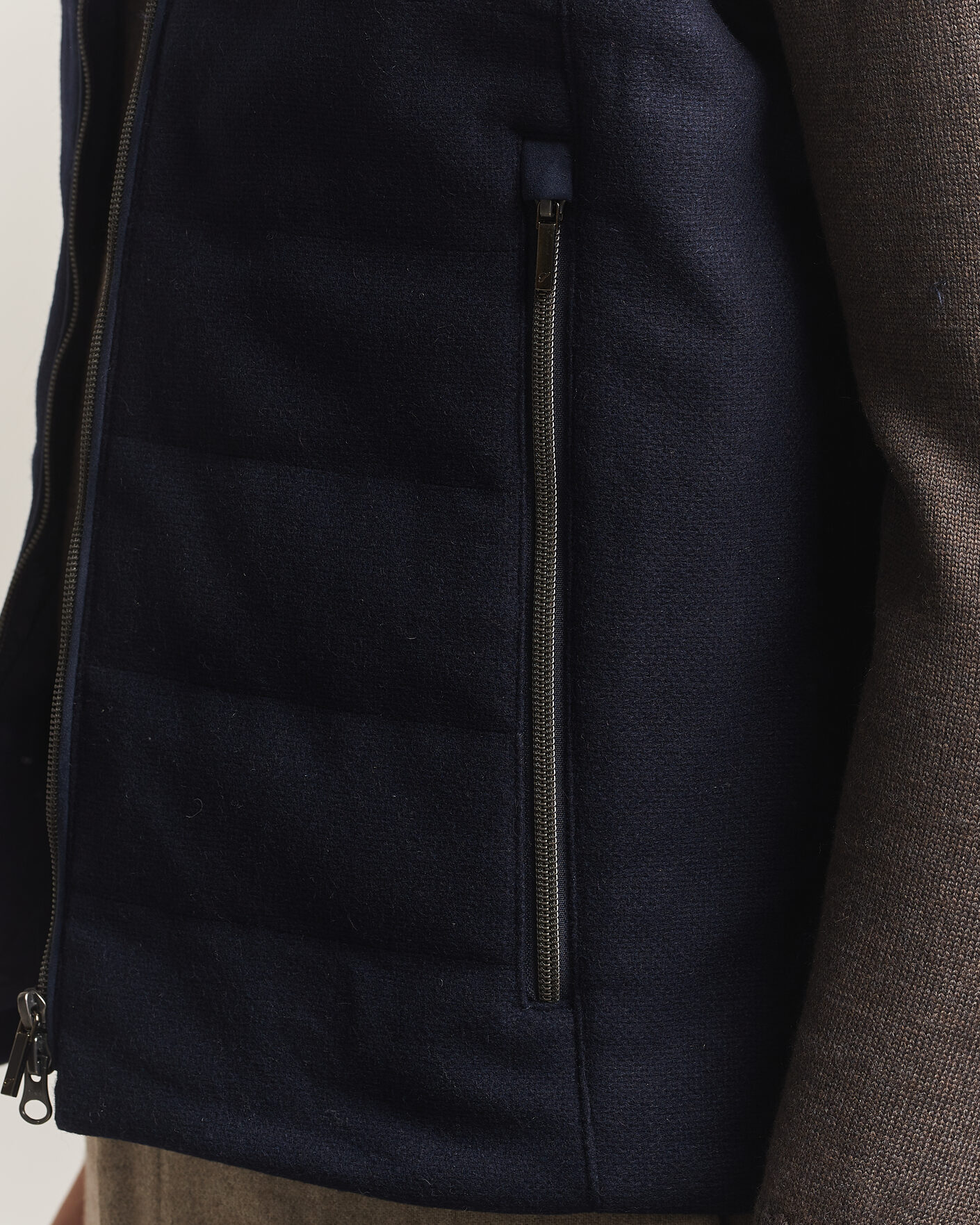 Homme | Gilets | Stenströms | Wool Alcantara Detail Light Padded Vest Navy